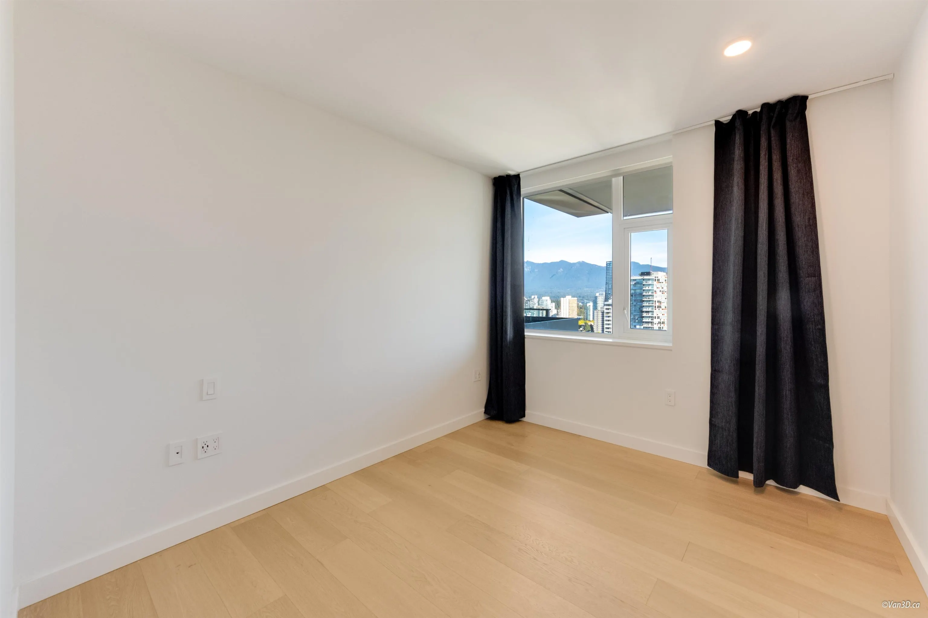 1604 1180 Broughton Street