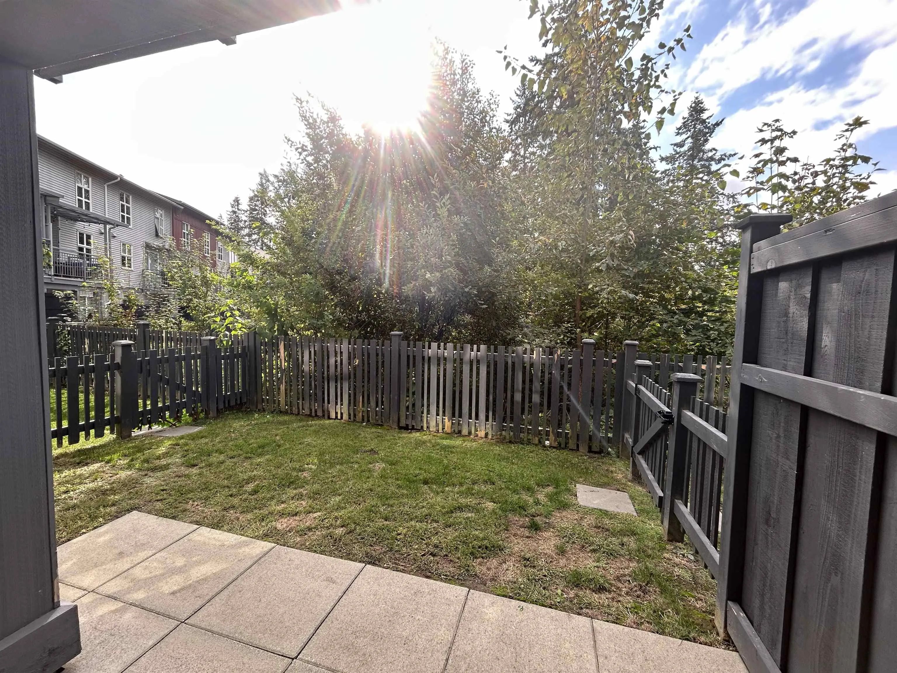 128 24076 112 Avenue