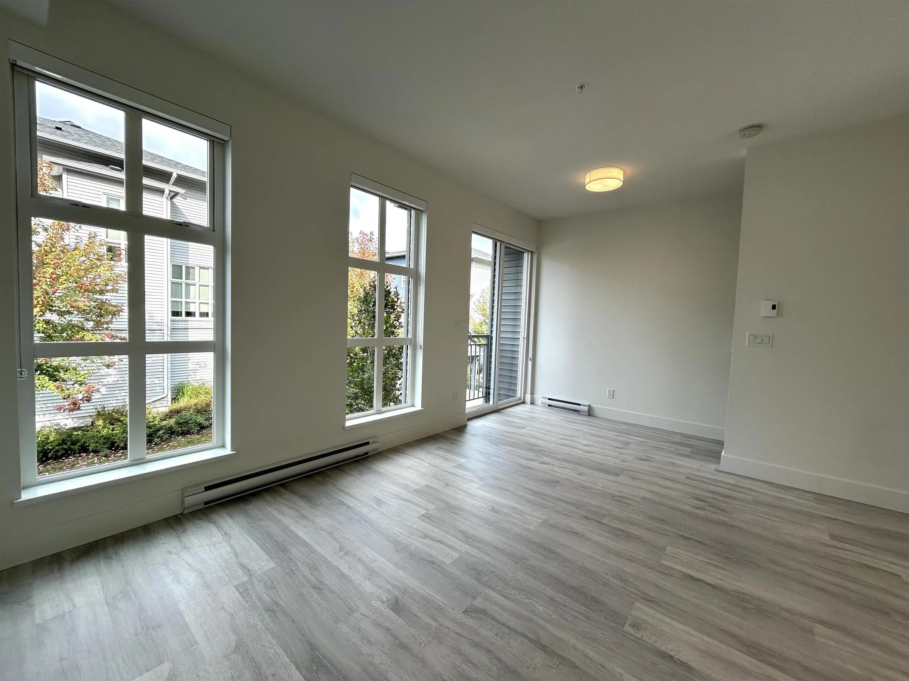 128 24076 112 Avenue