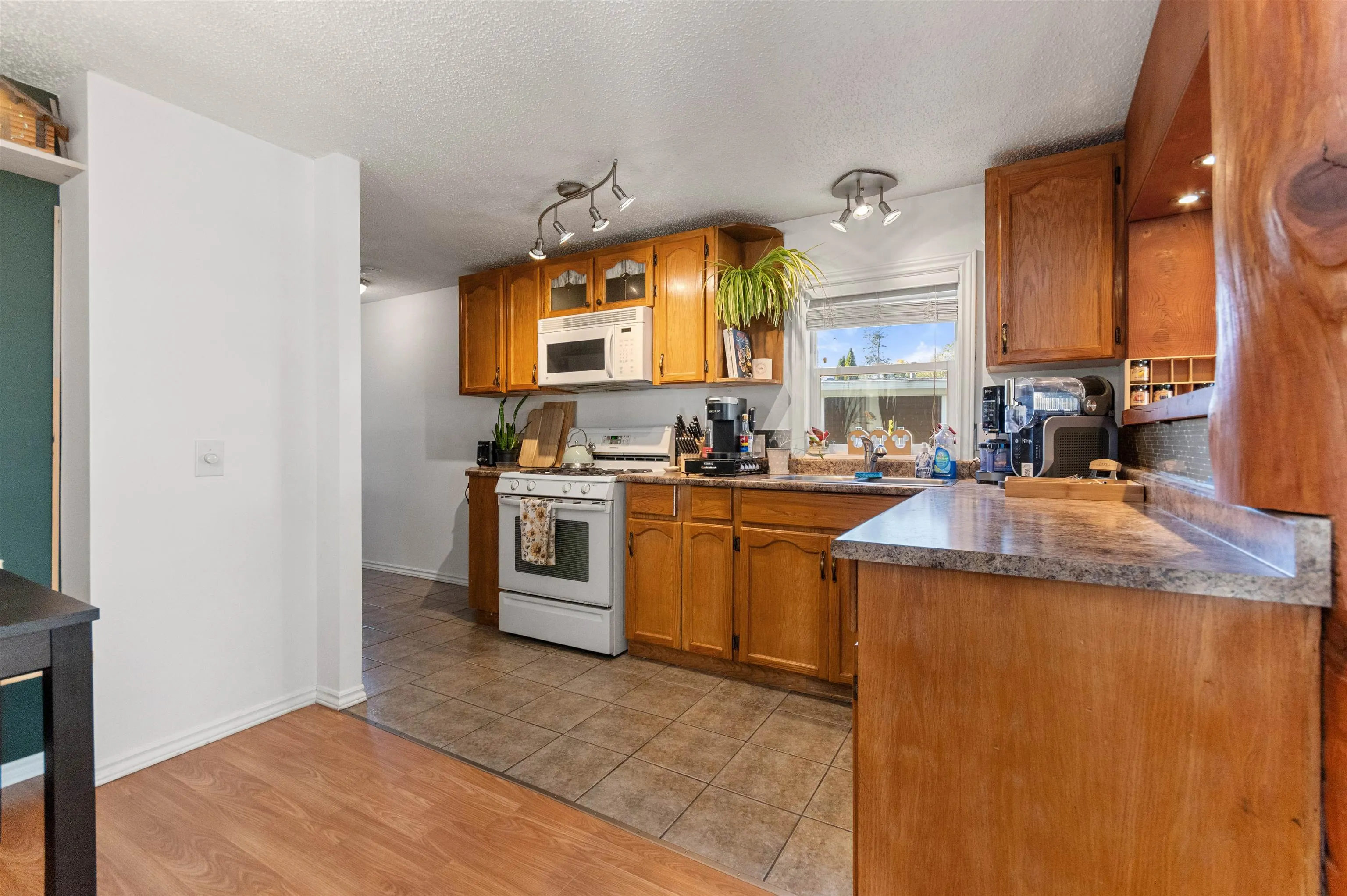 62 46511 Chilliwack Lake Road