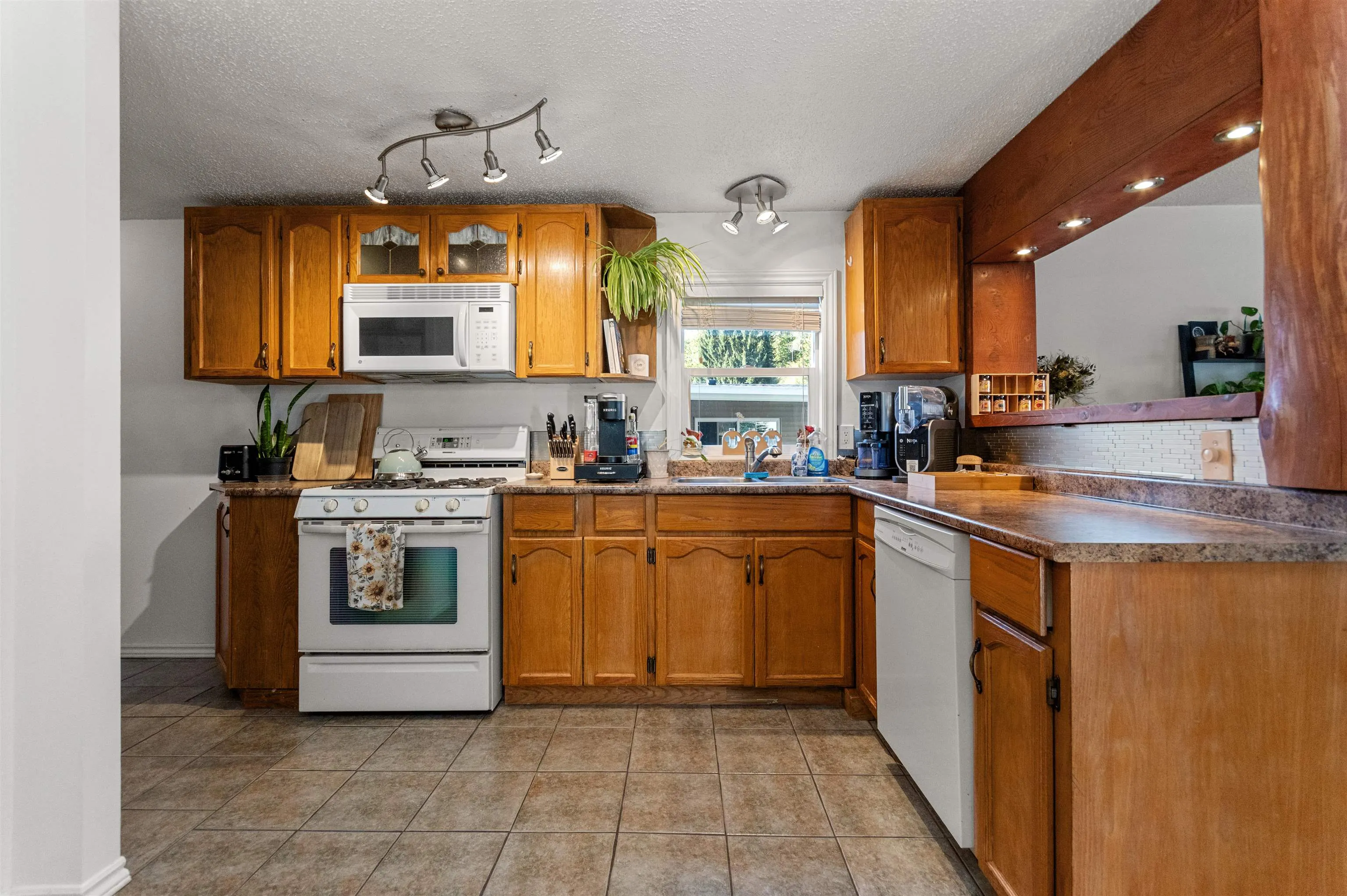 62 46511 Chilliwack Lake Road