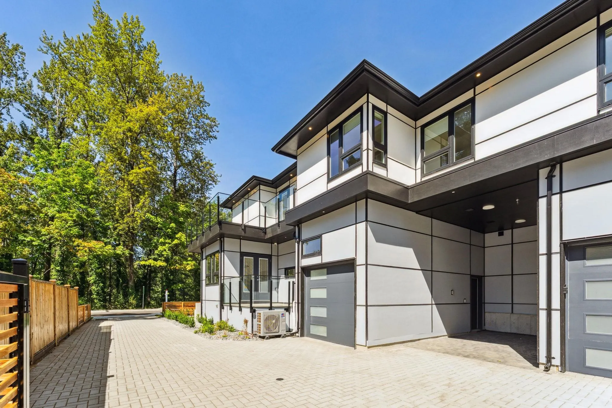 844 St. Denis Avenue