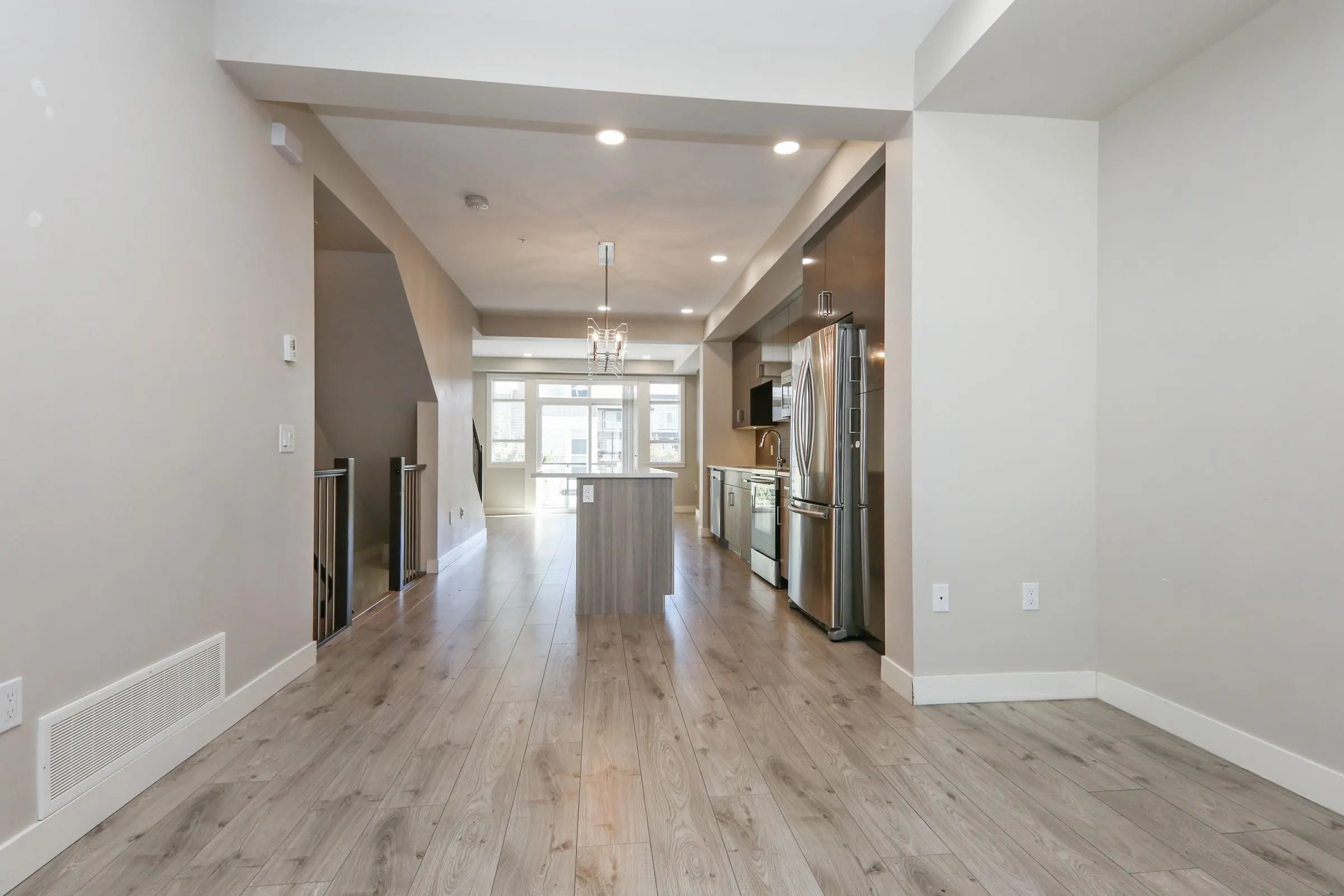 74 8413 Midtown Way