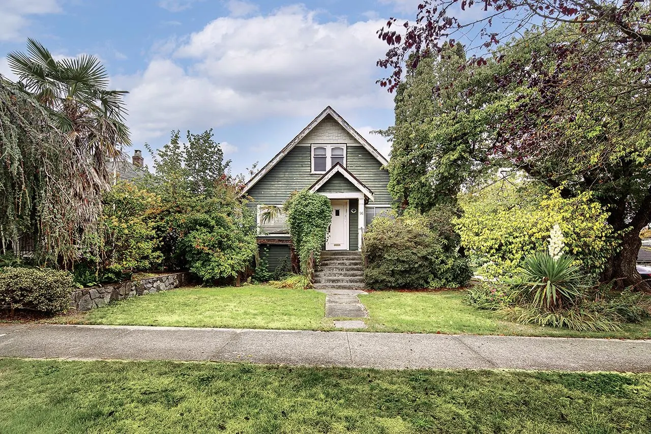 96 W 40th Avenue