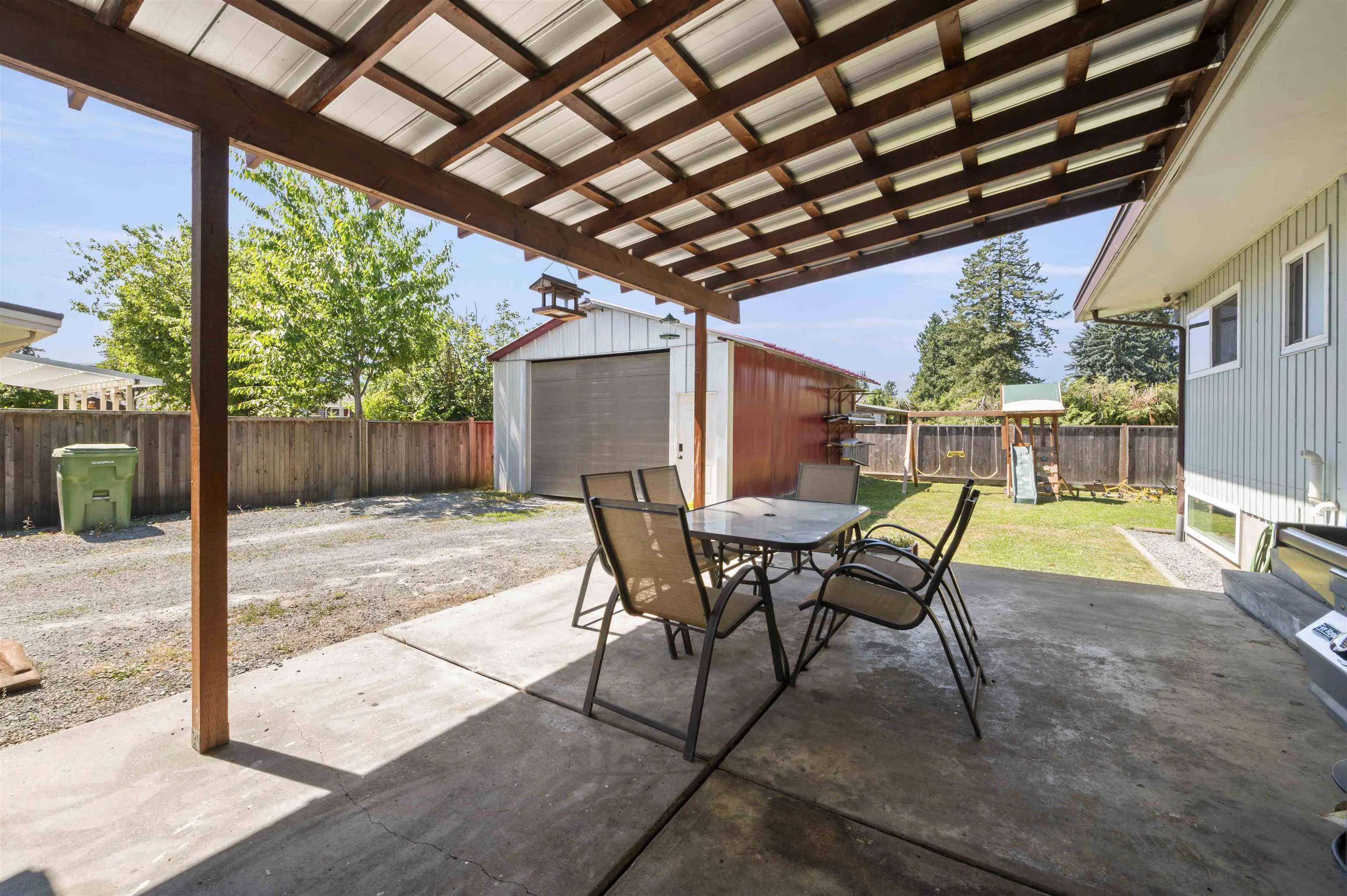 8919 Glenwood Street