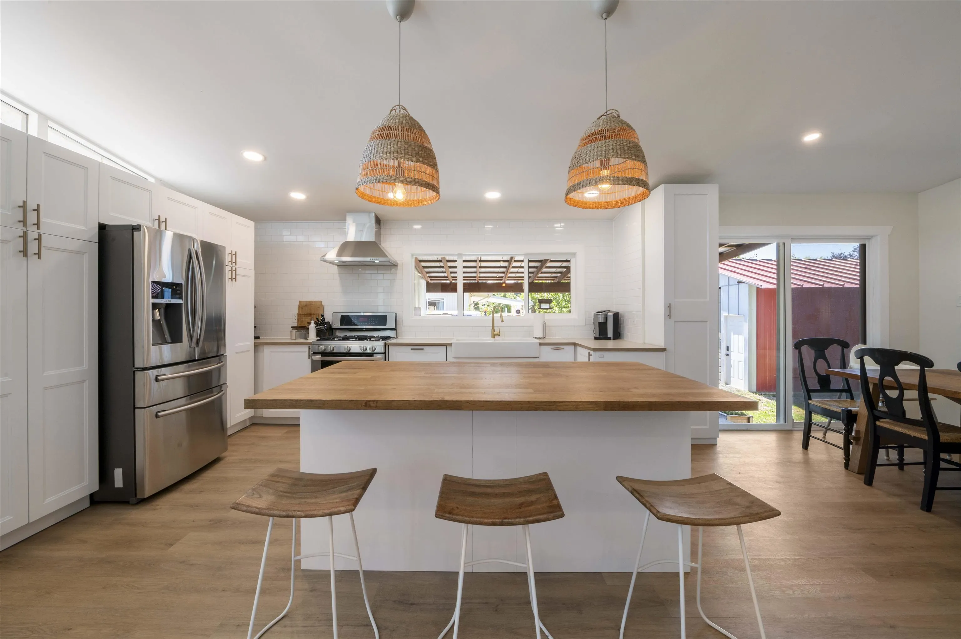 8919 Glenwood Street