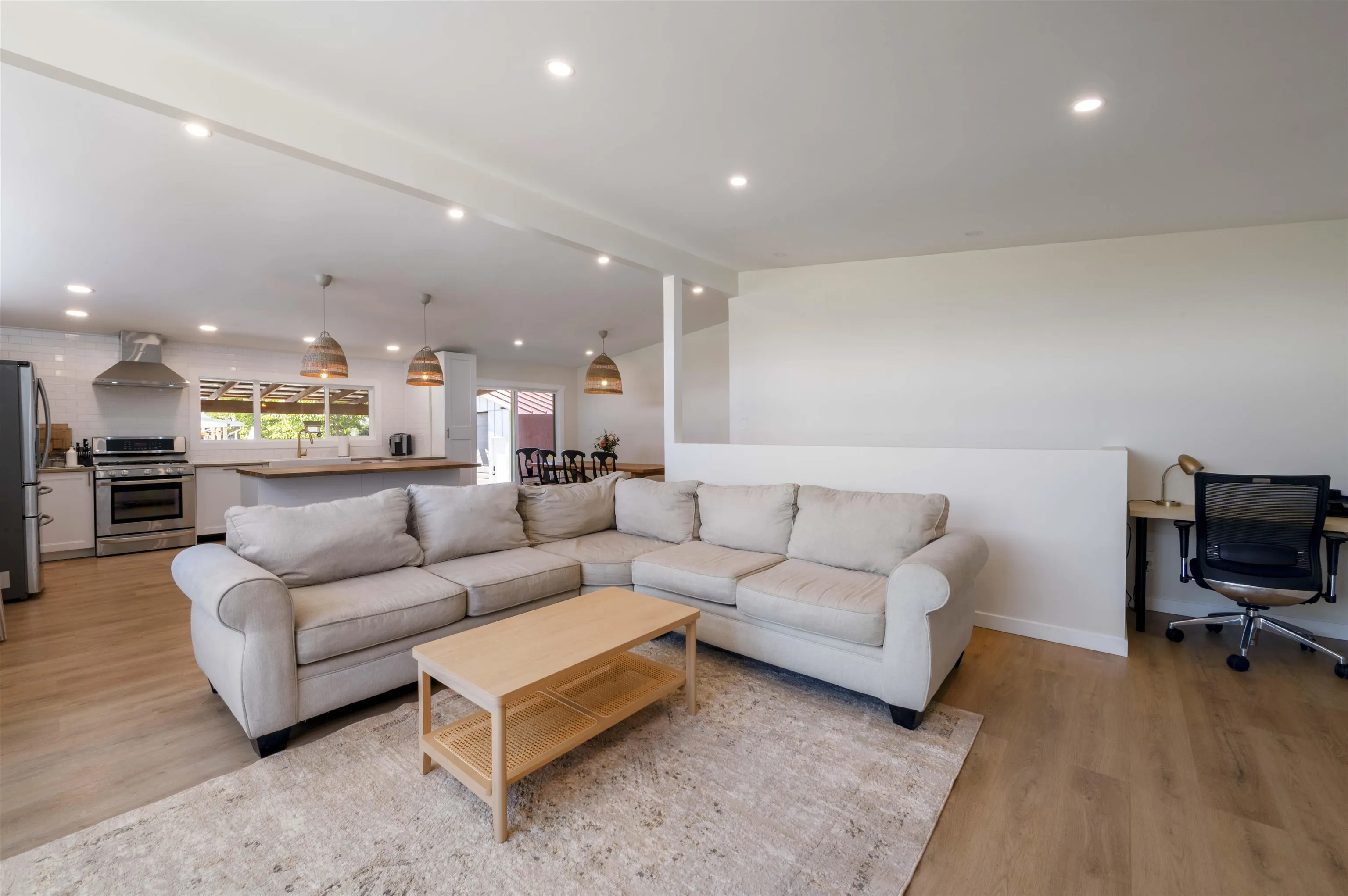 8919 Glenwood Street