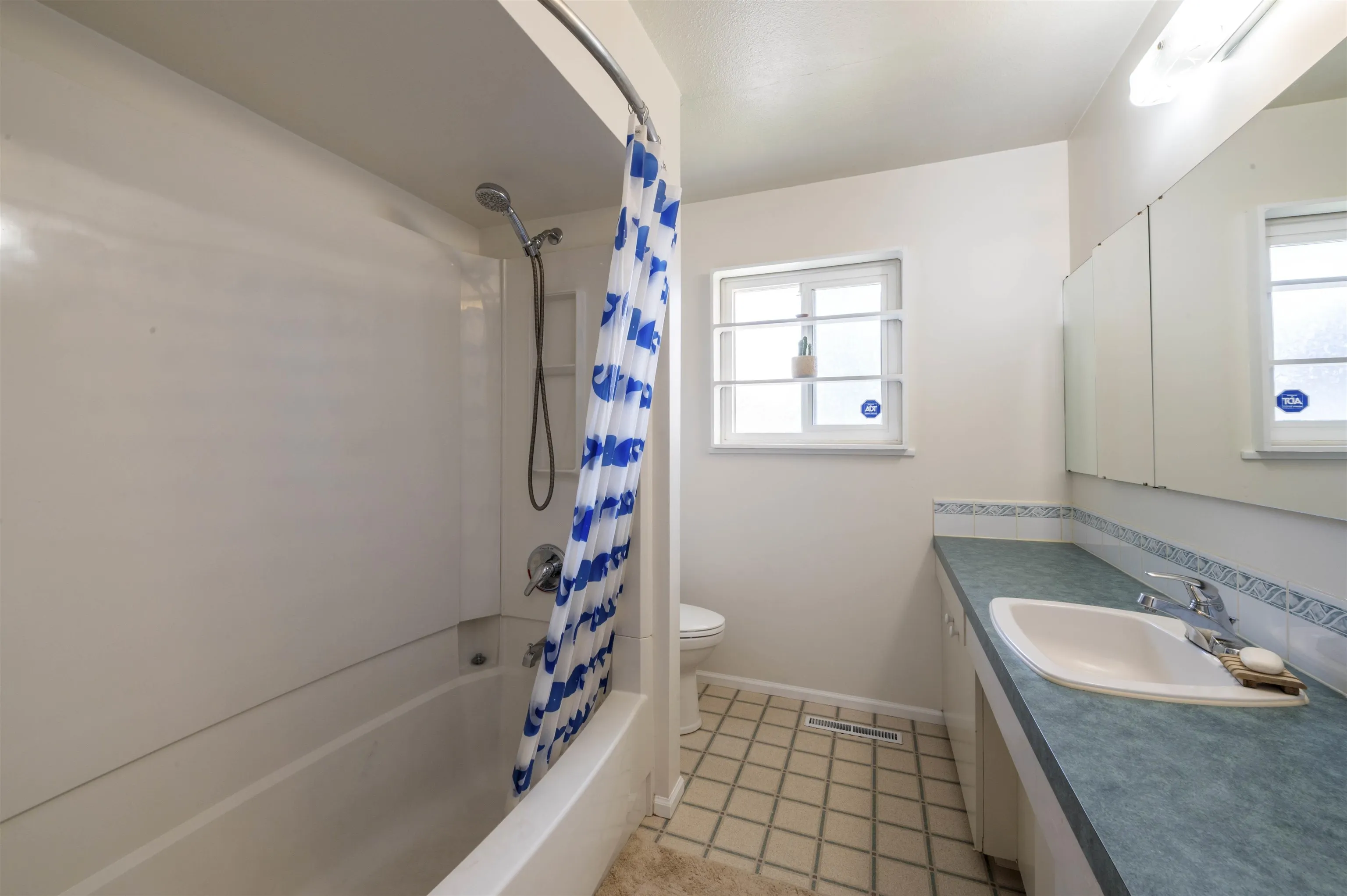 8919 Glenwood Street