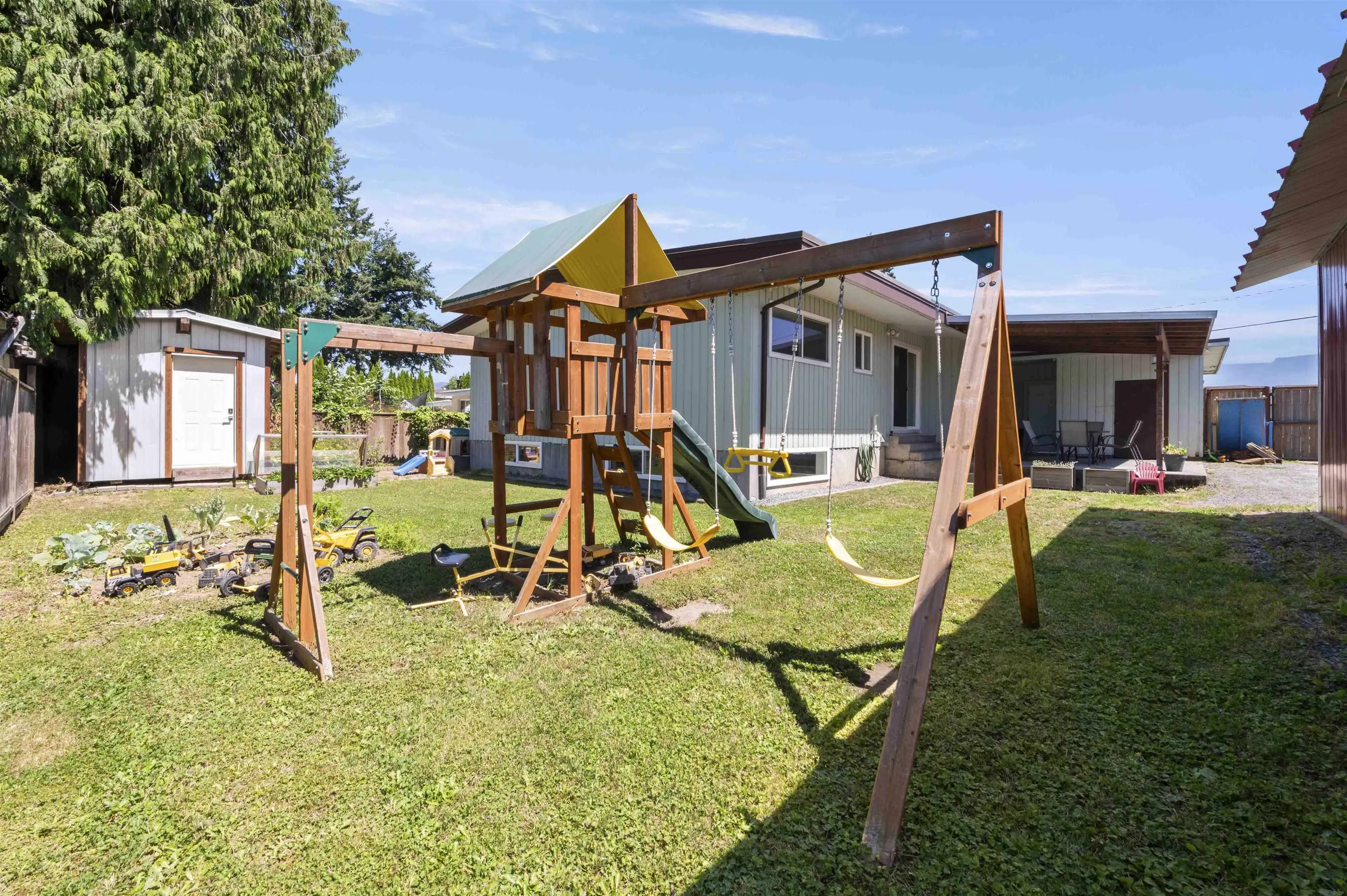 8919 Glenwood Street