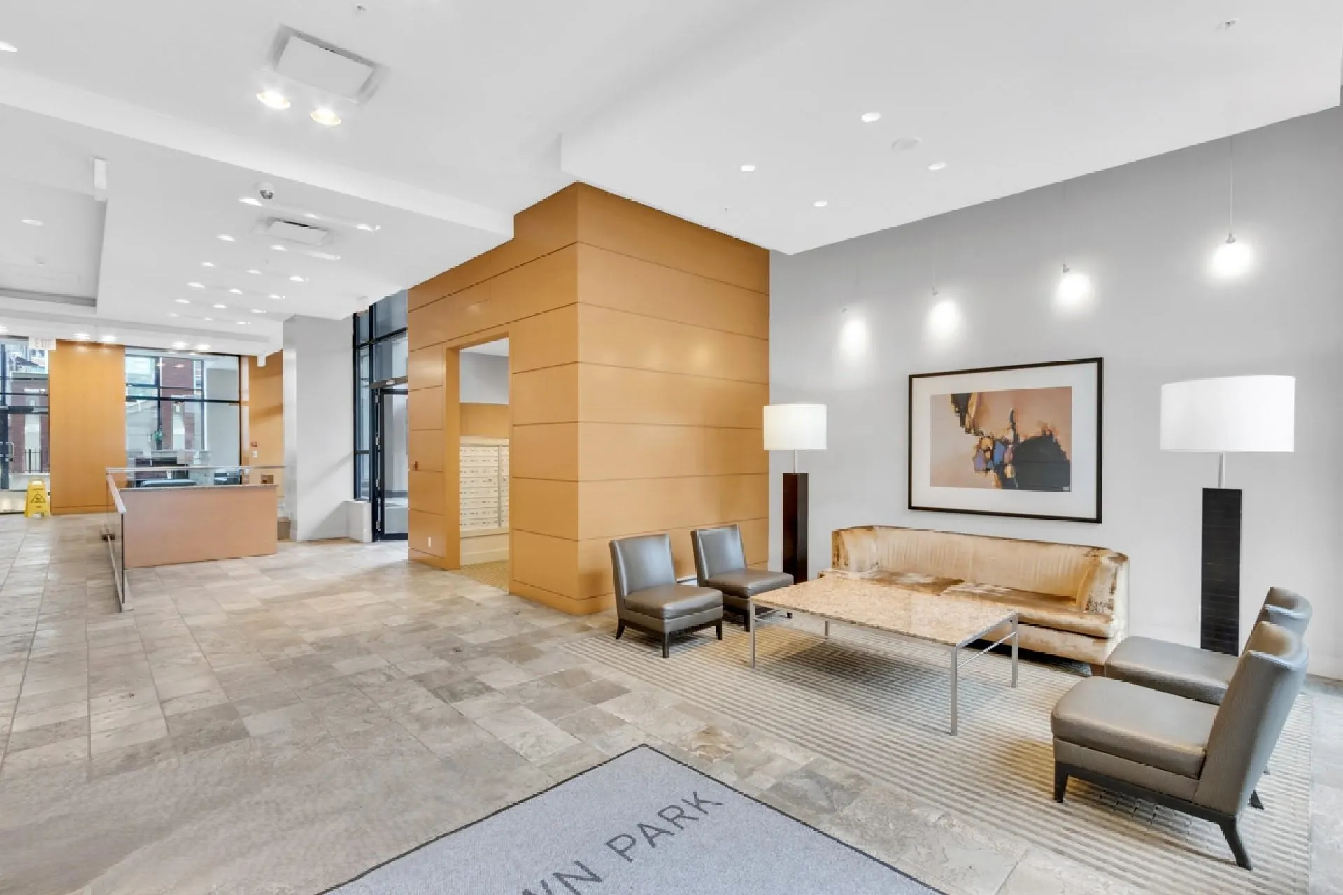 1308 977 Mainland Street