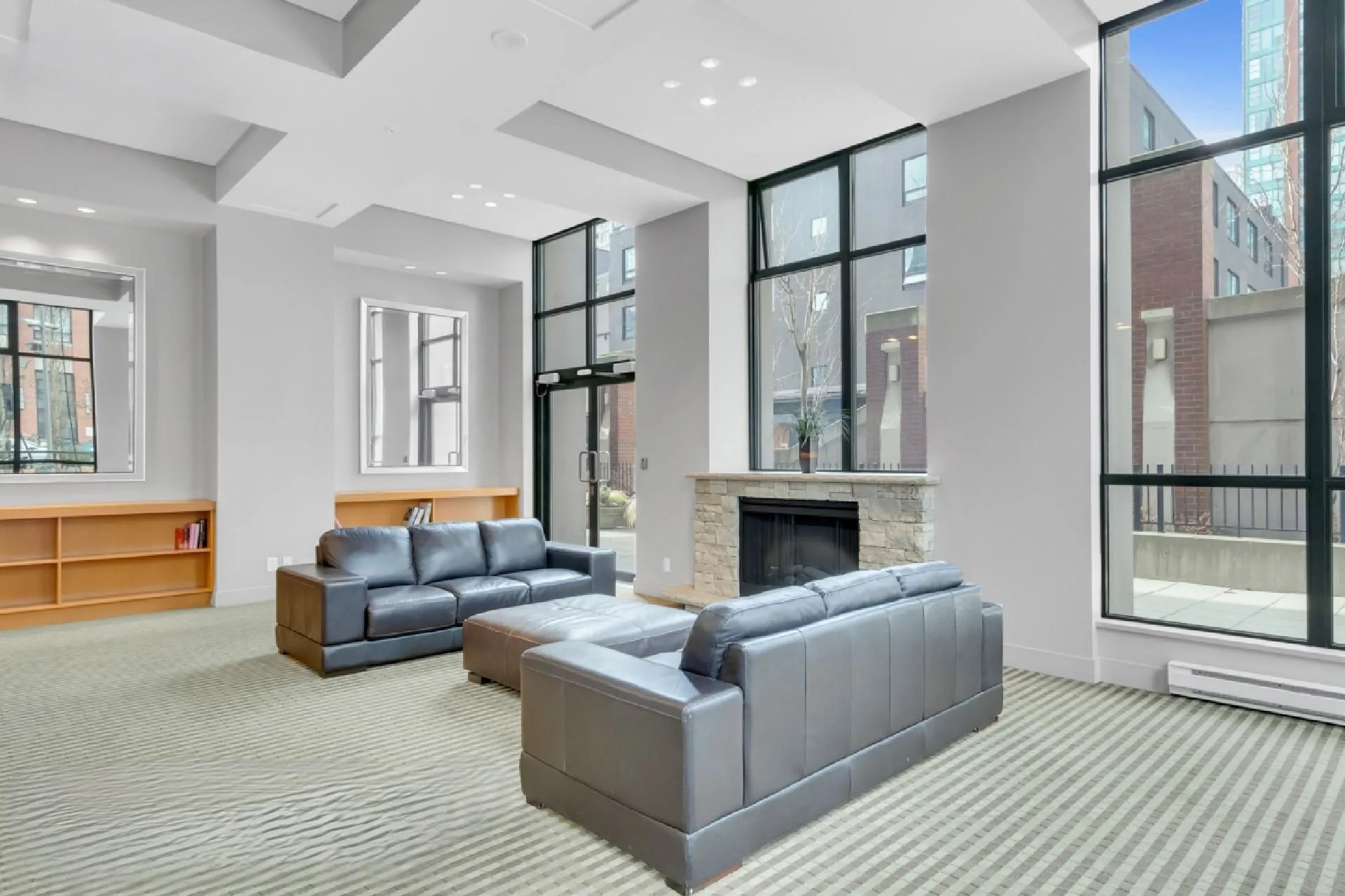 1308 977 Mainland Street