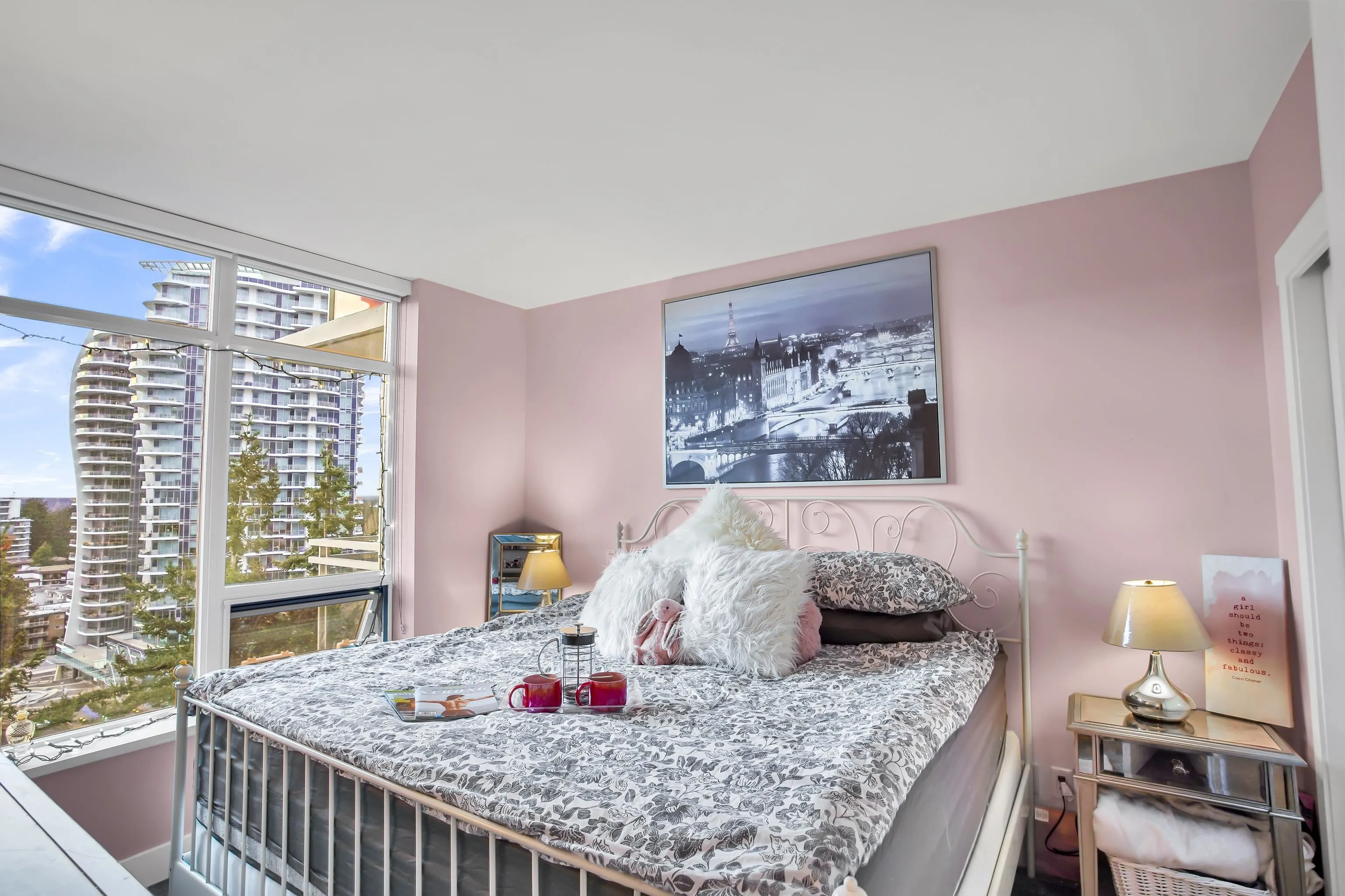 1203 15152 Russell Avenue