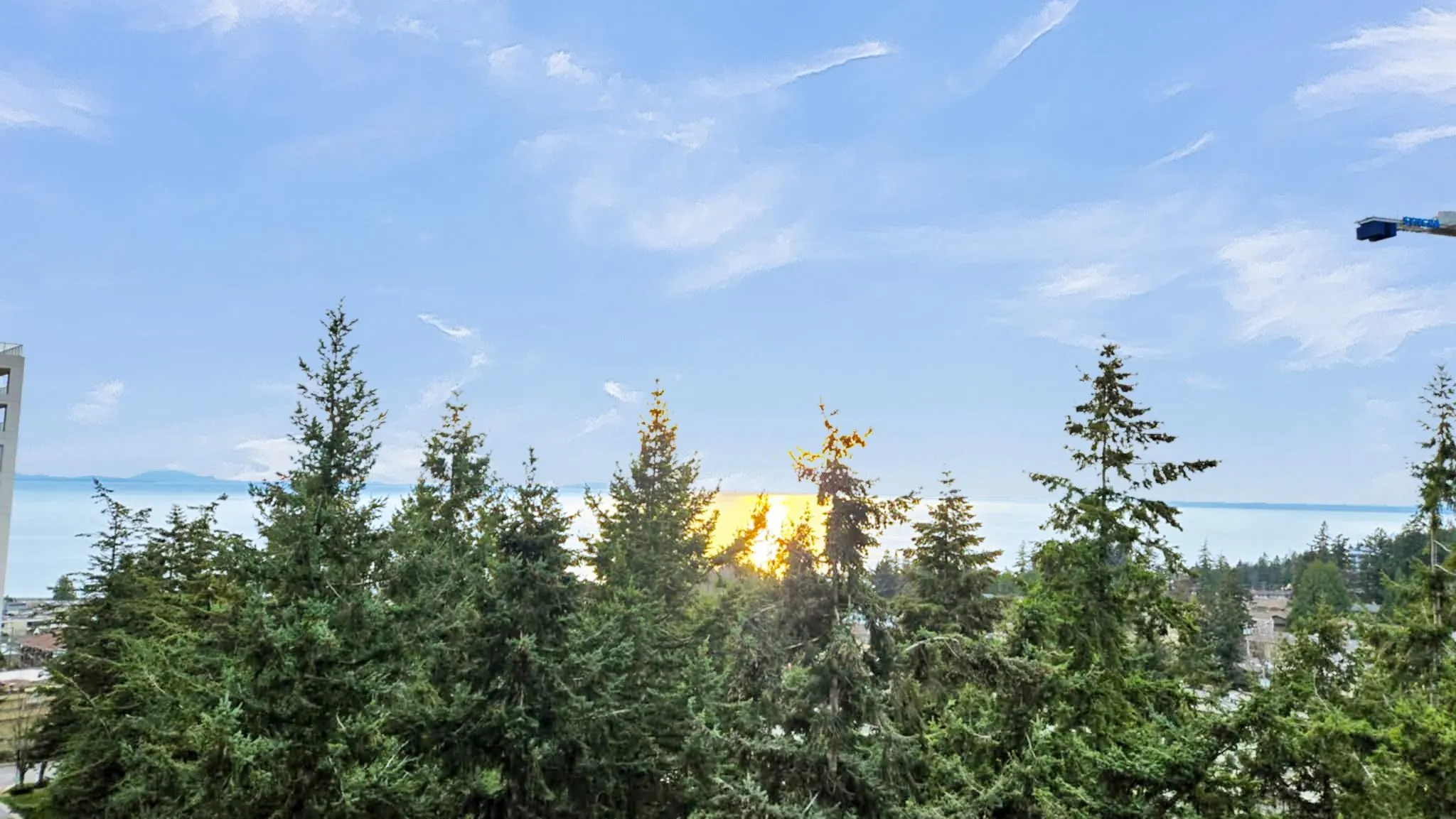 1203 15152 Russell Avenue