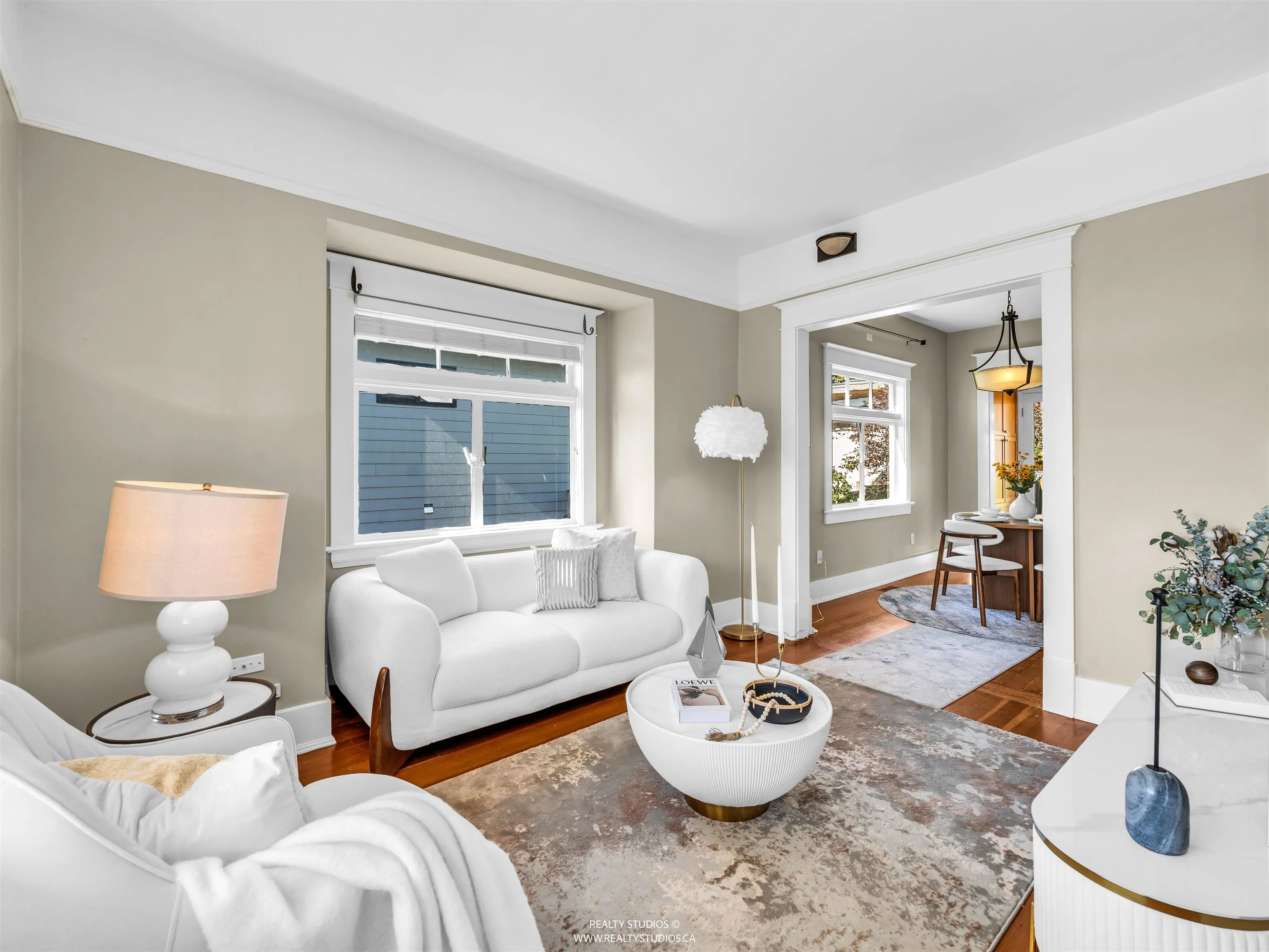 138 W Kings Road