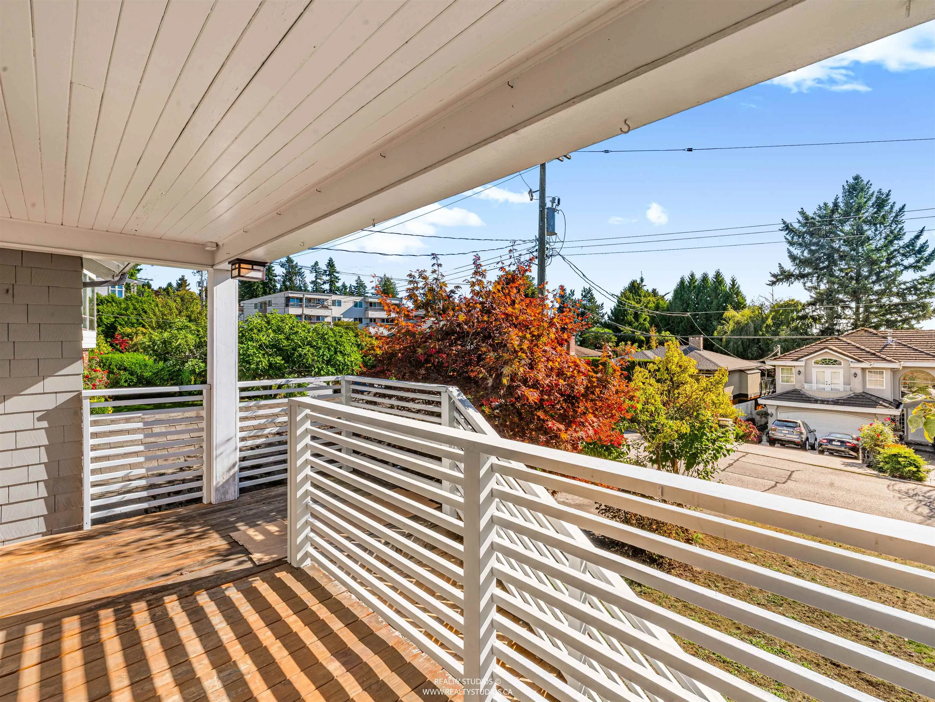 138 W Kings Road