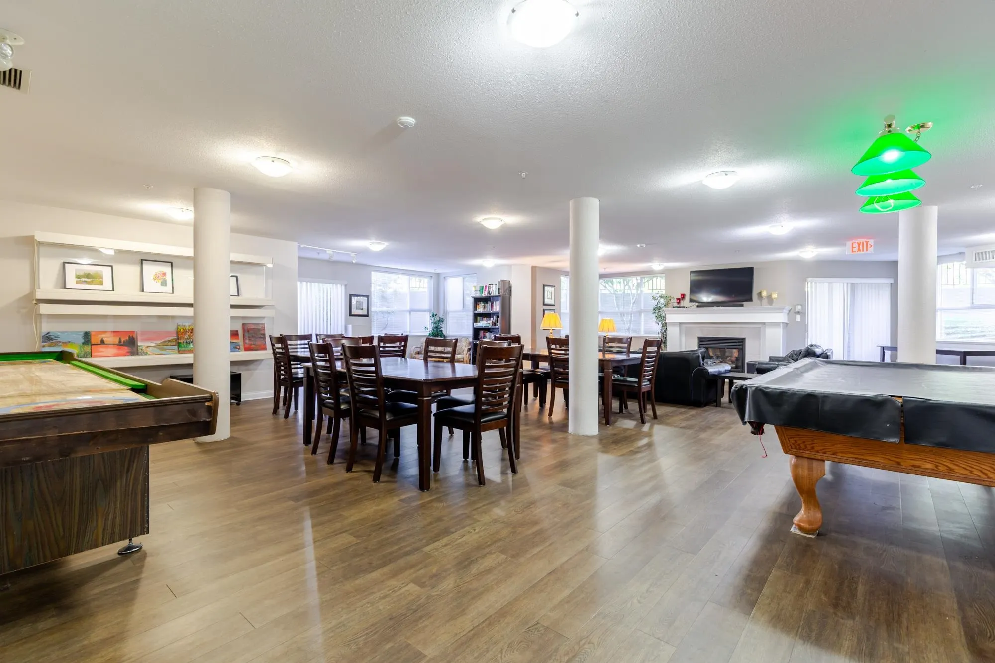 202 3172 Gladwin Road