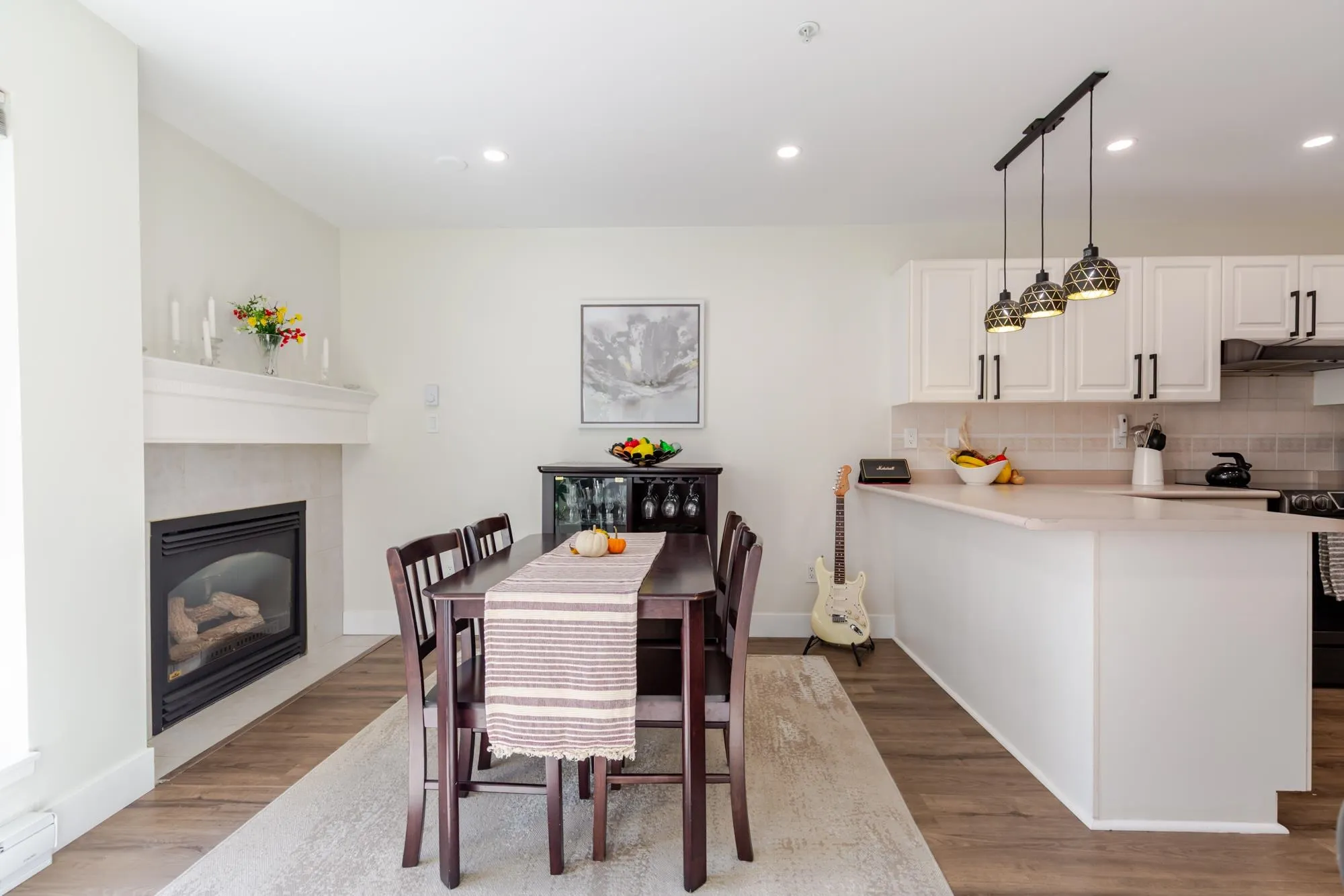 202 3172 Gladwin Road