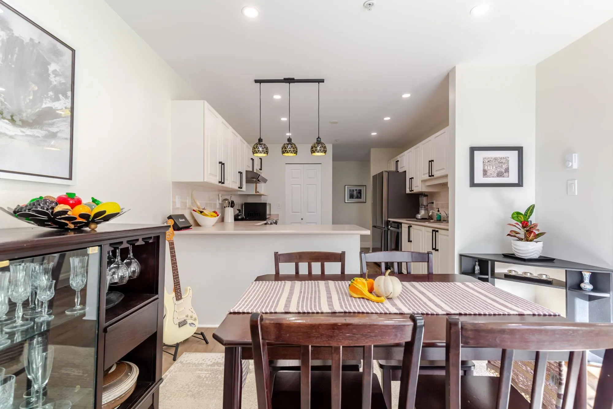 202 3172 Gladwin Road