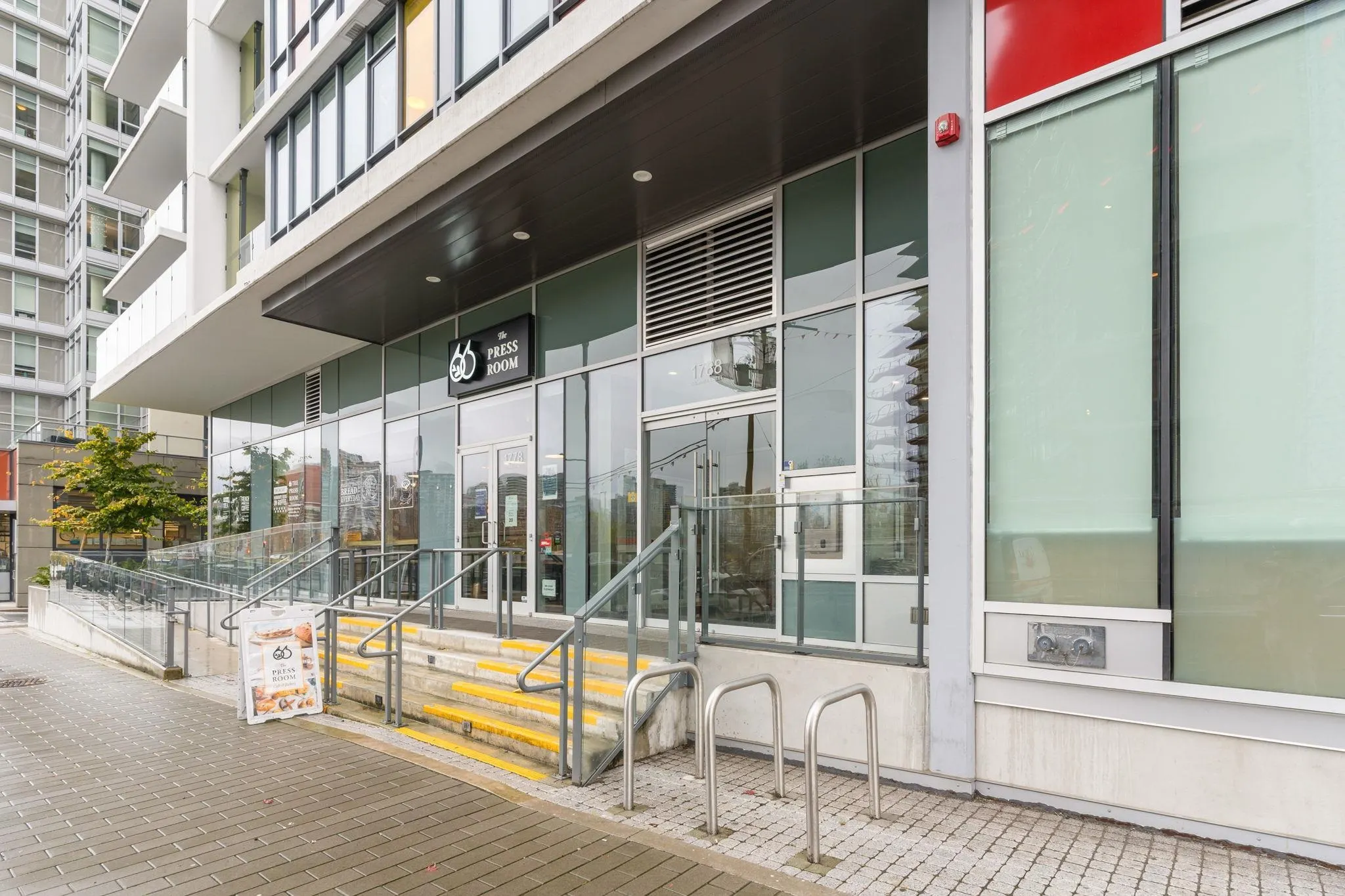 607 1788 Columbia Street