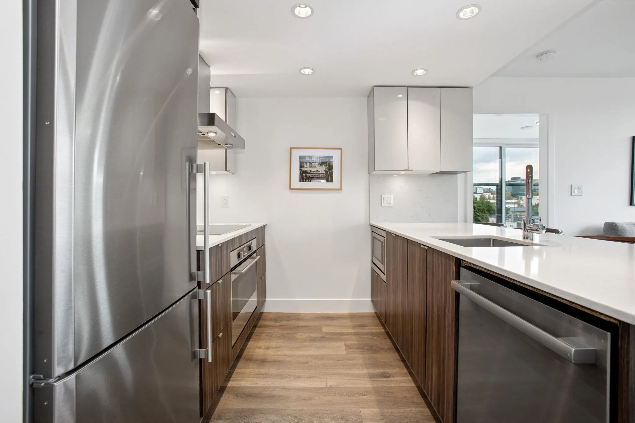 607 1788 Columbia Street