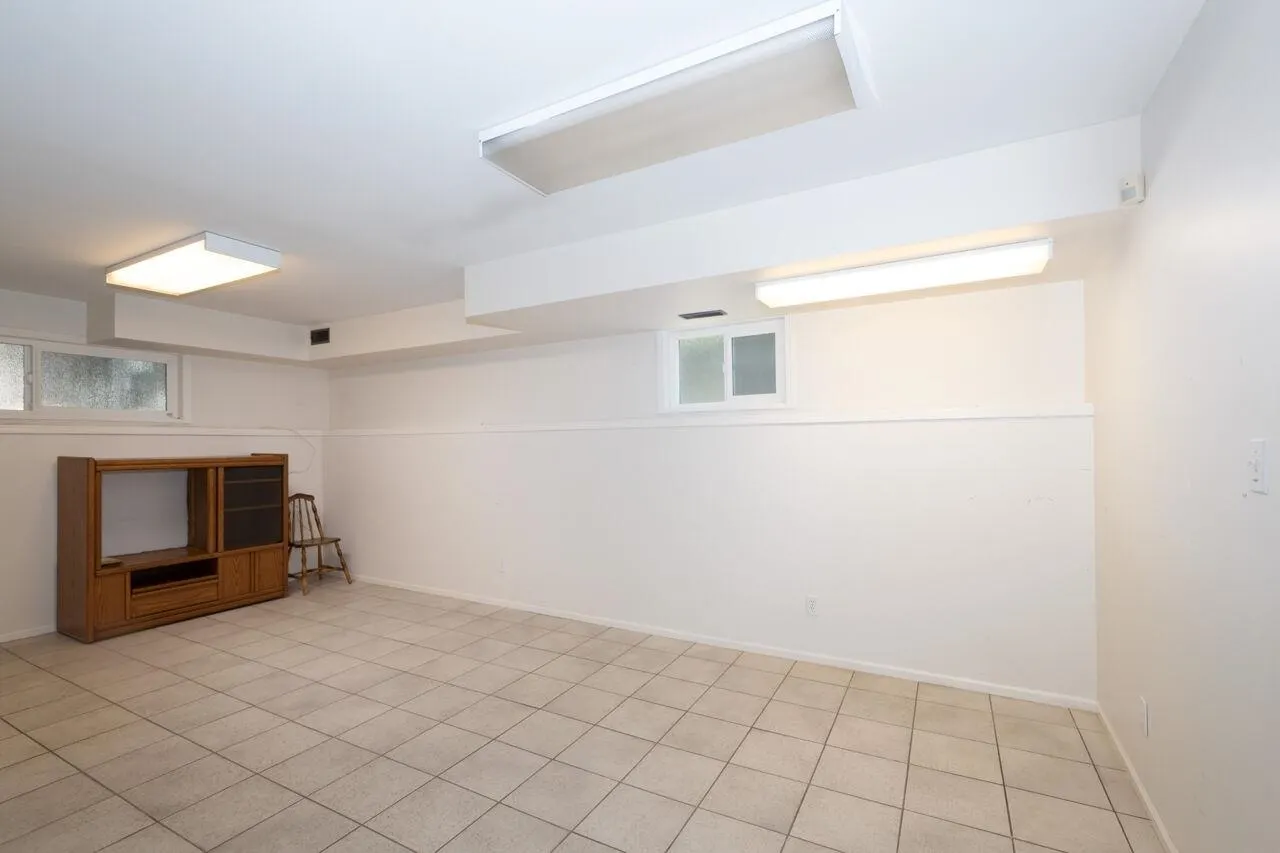 2155-57 W 15th Avenue