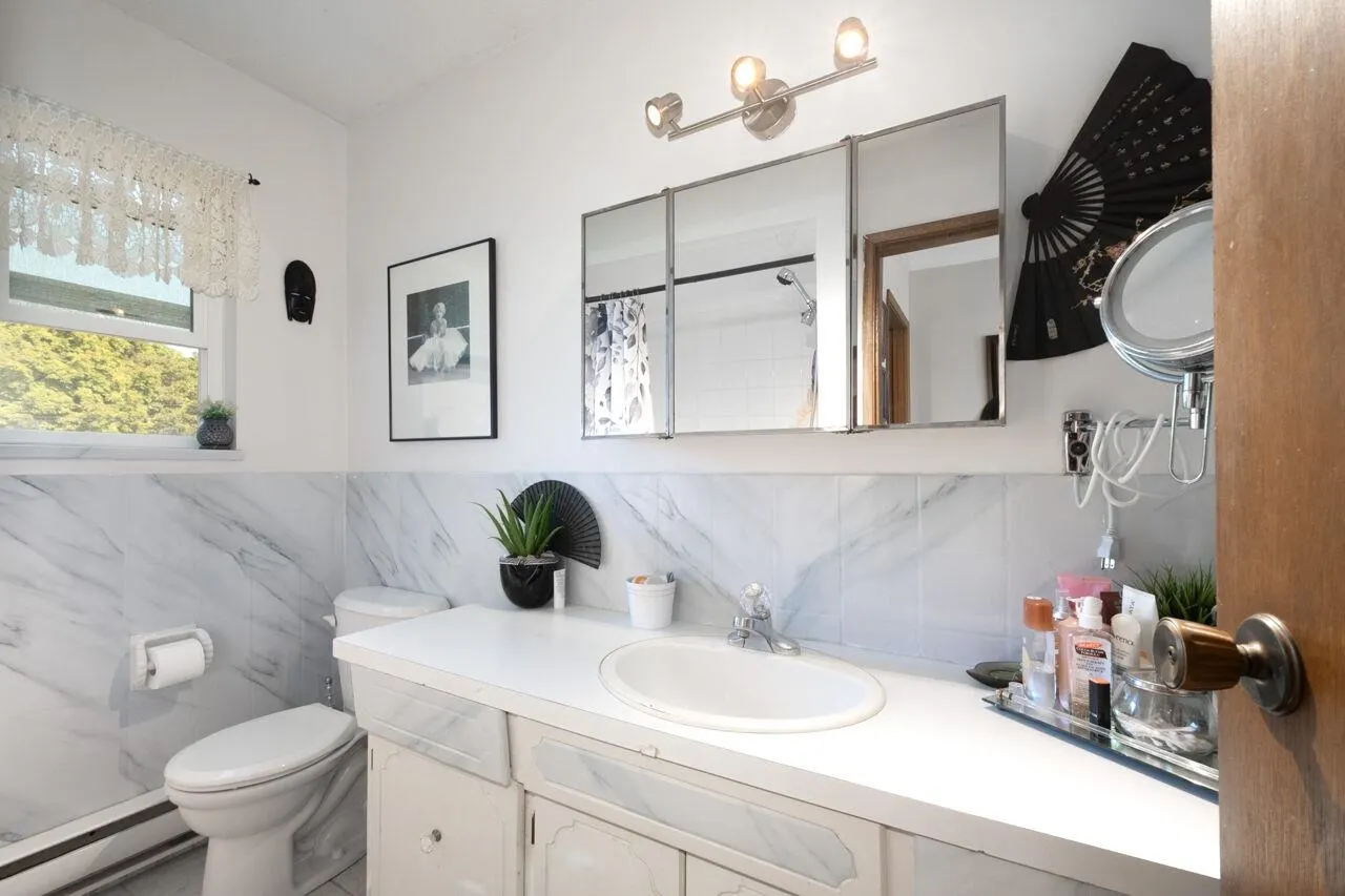 2155-57 W 15th Avenue