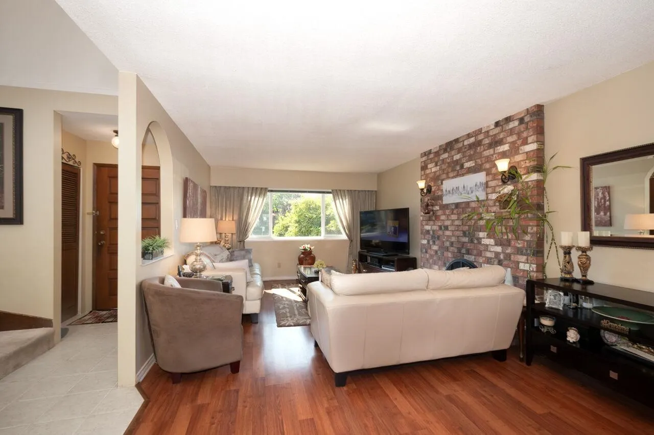 2155-57 W 15th Avenue