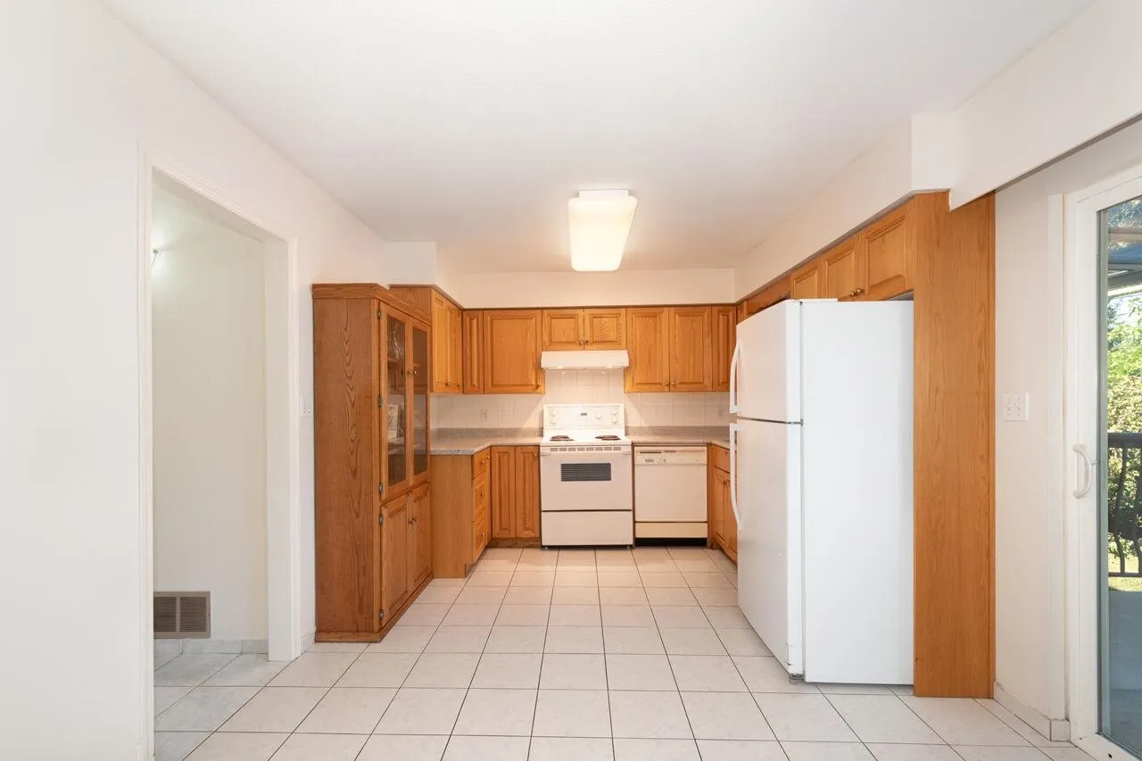 2155-57 W 15th Avenue