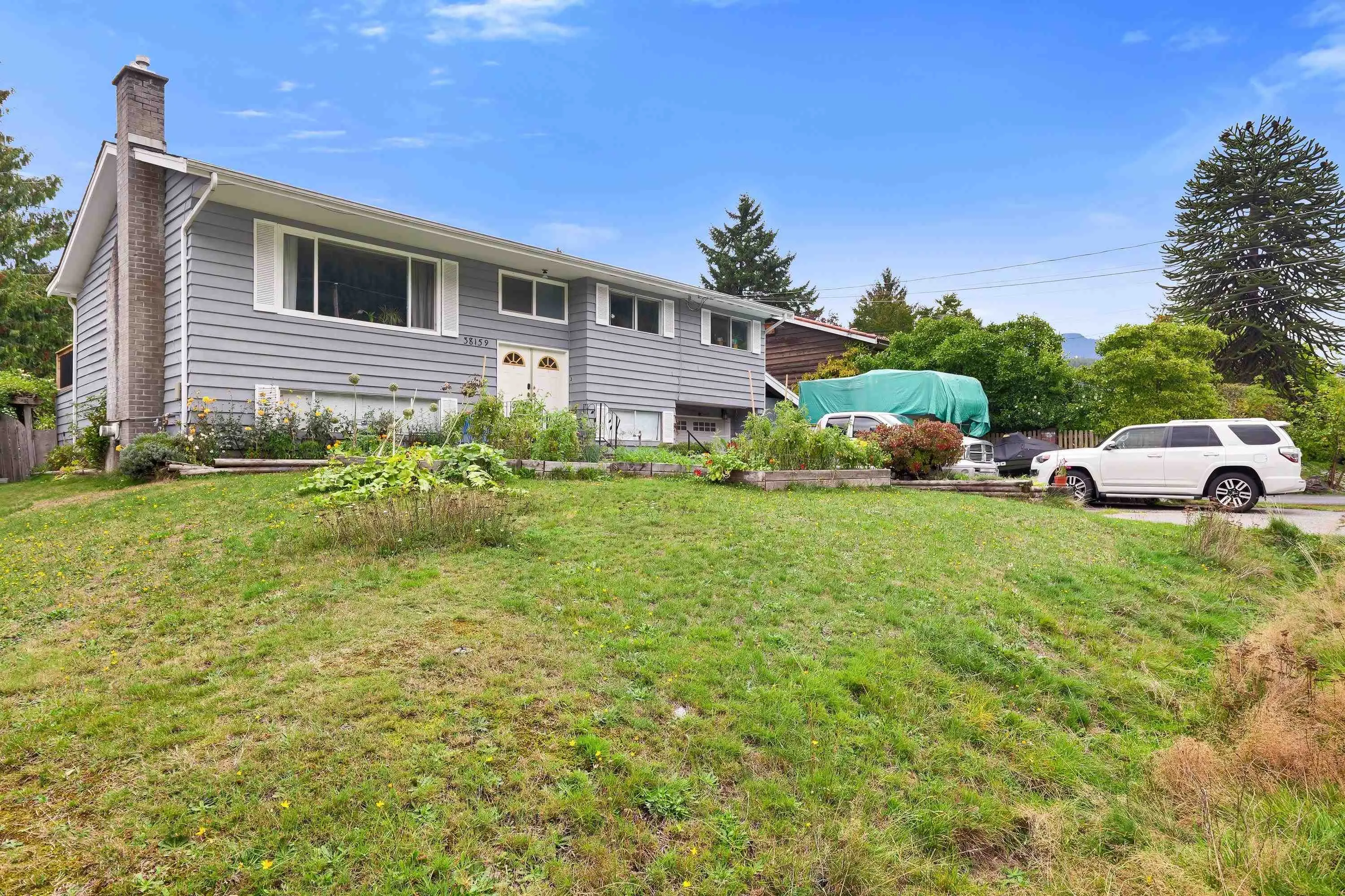 38159 Hemlock Avenue