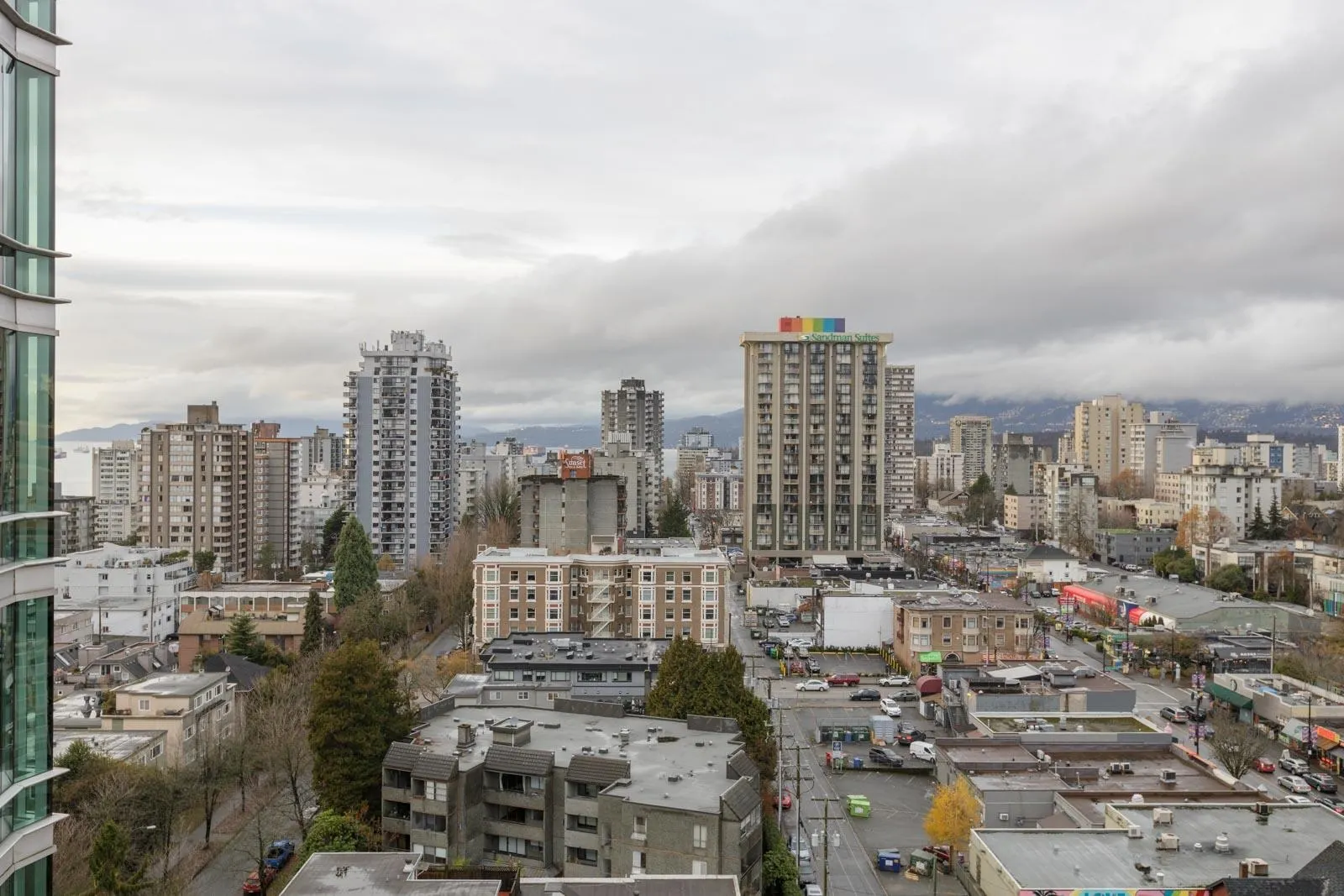 1601 1003 Burnaby Street