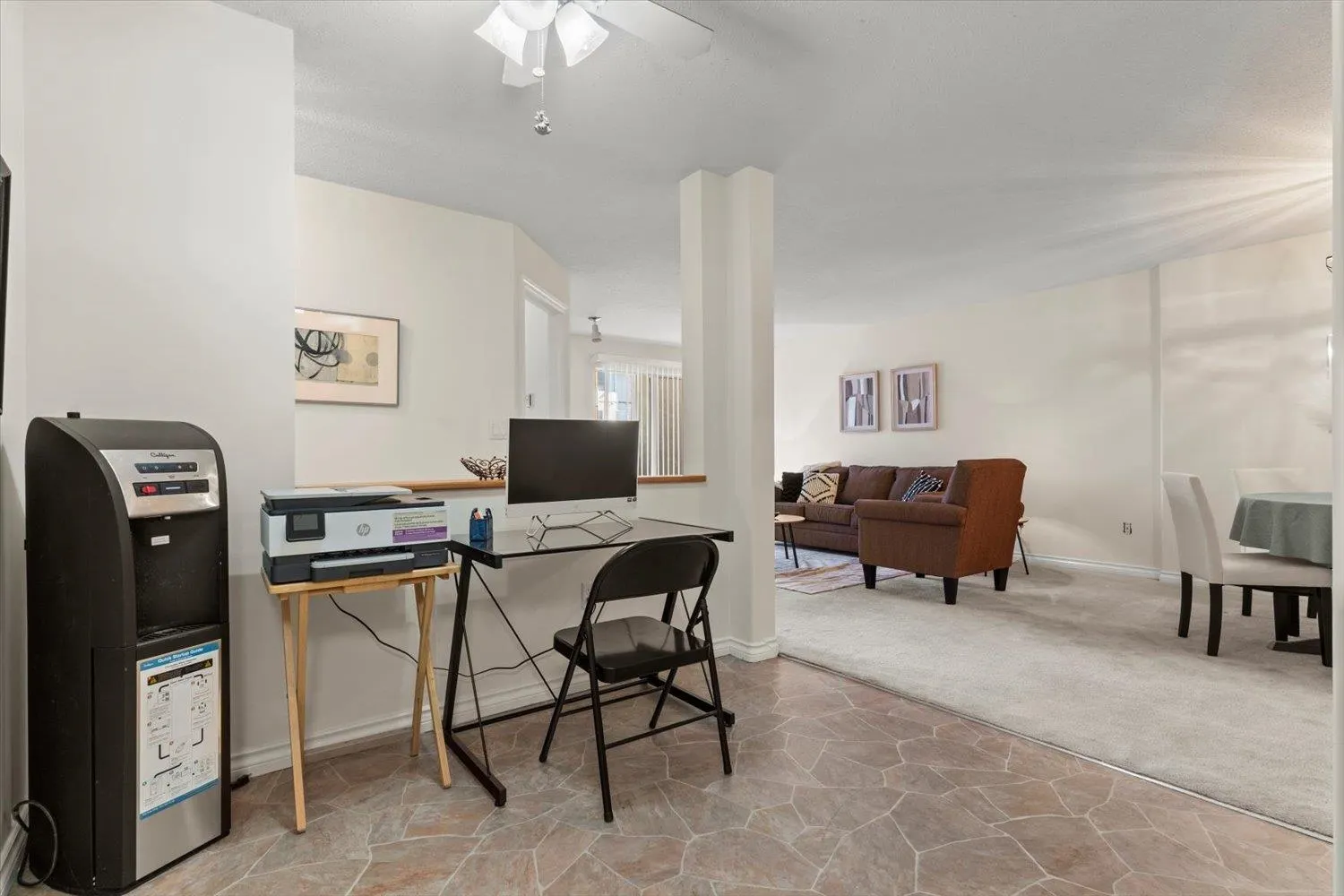 201 8985 Mary Street