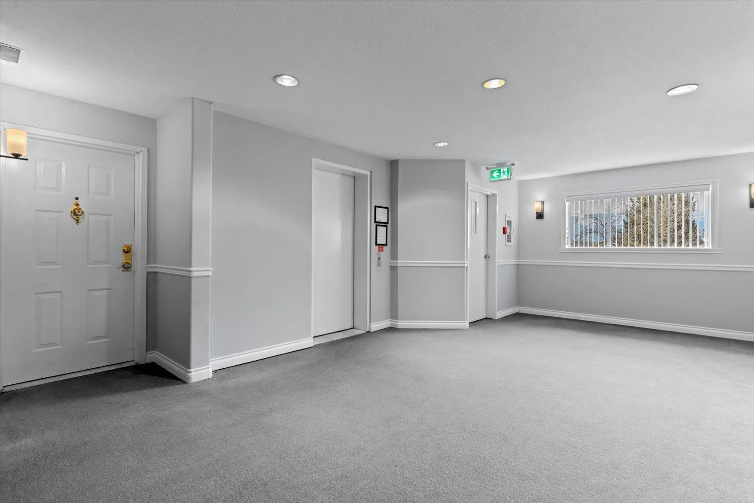 201 8985 Mary Street