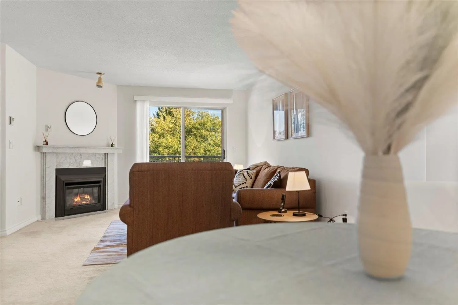 201 8985 Mary Street