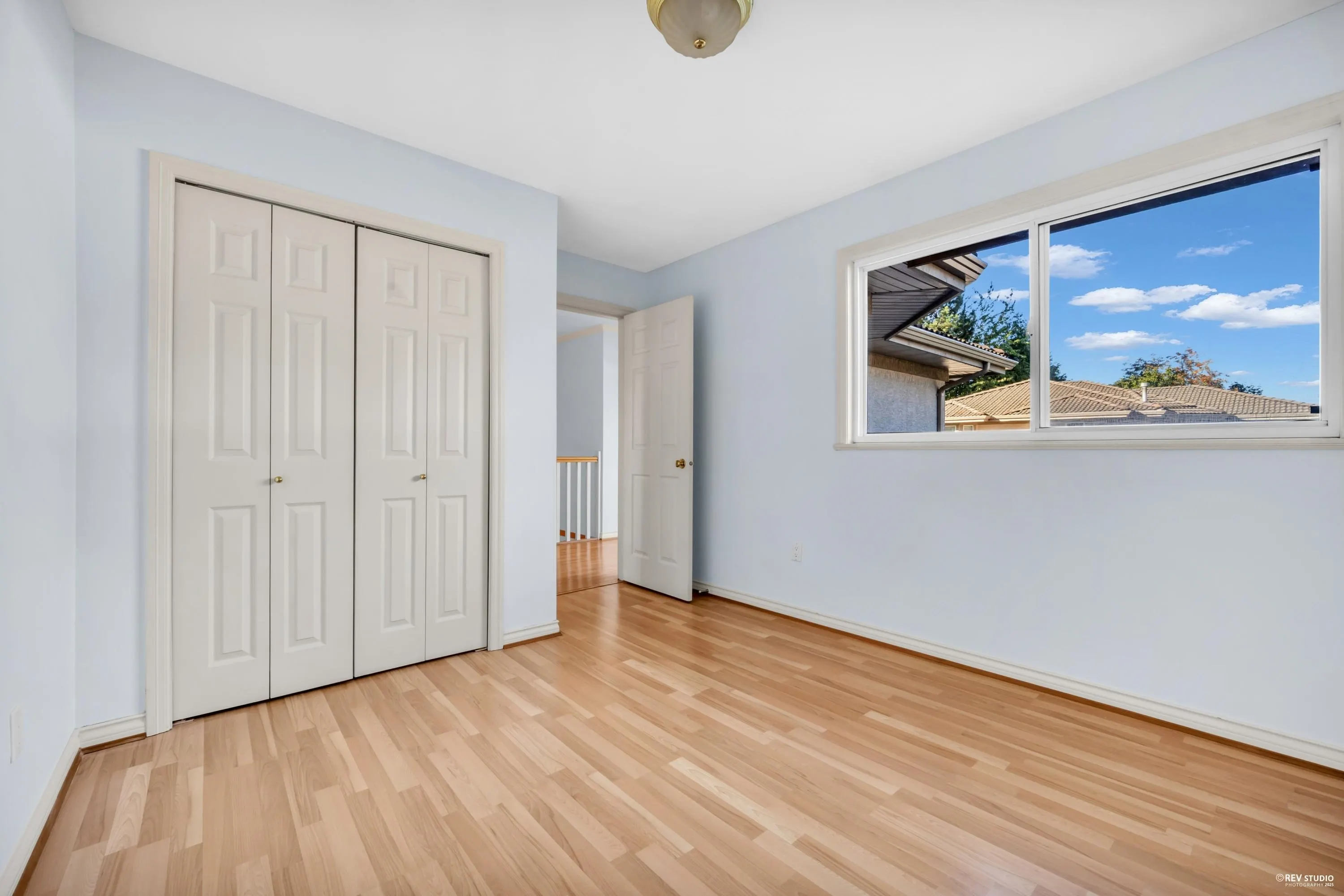 6 8151 Garden City Road