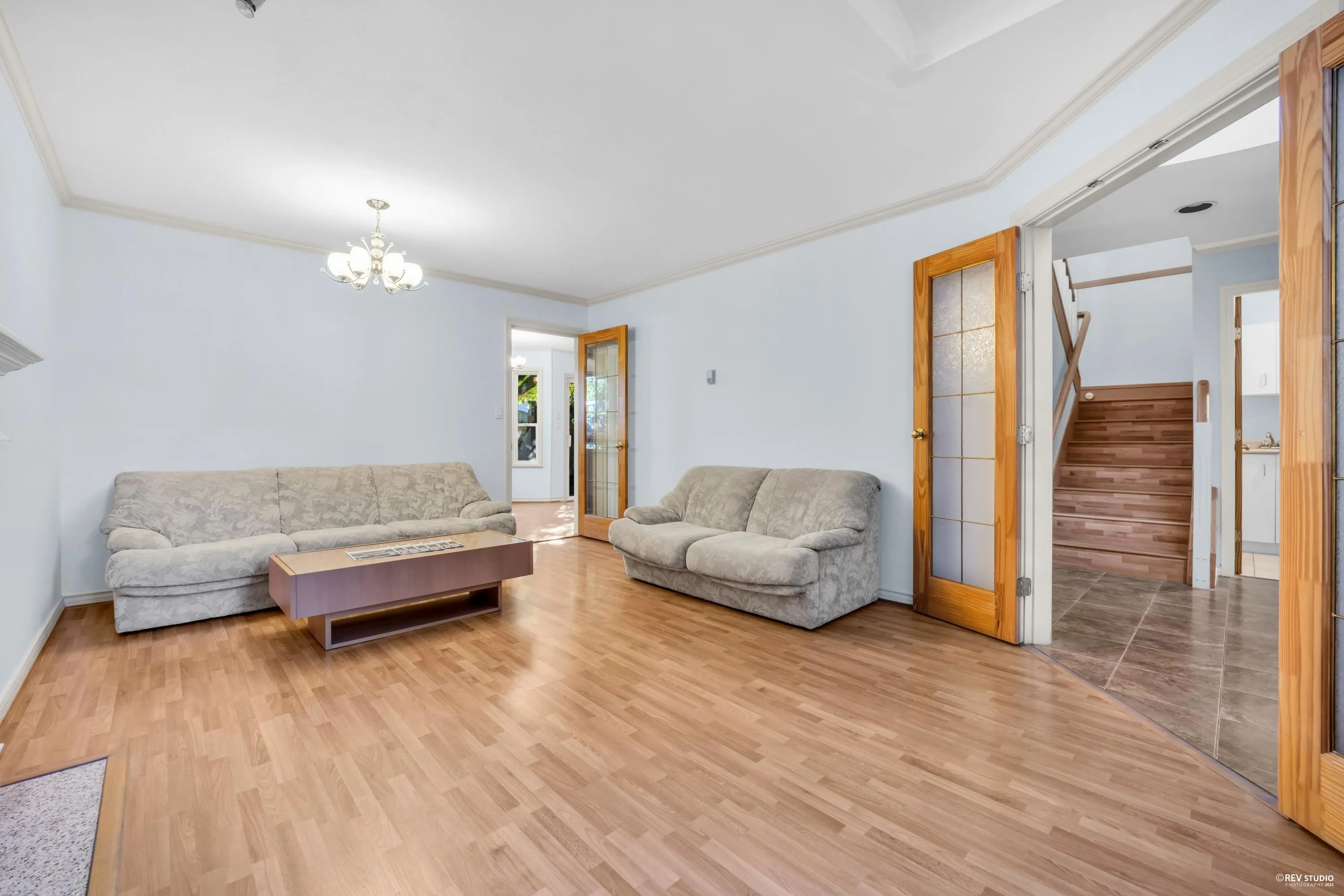 6 8151 Garden City Road