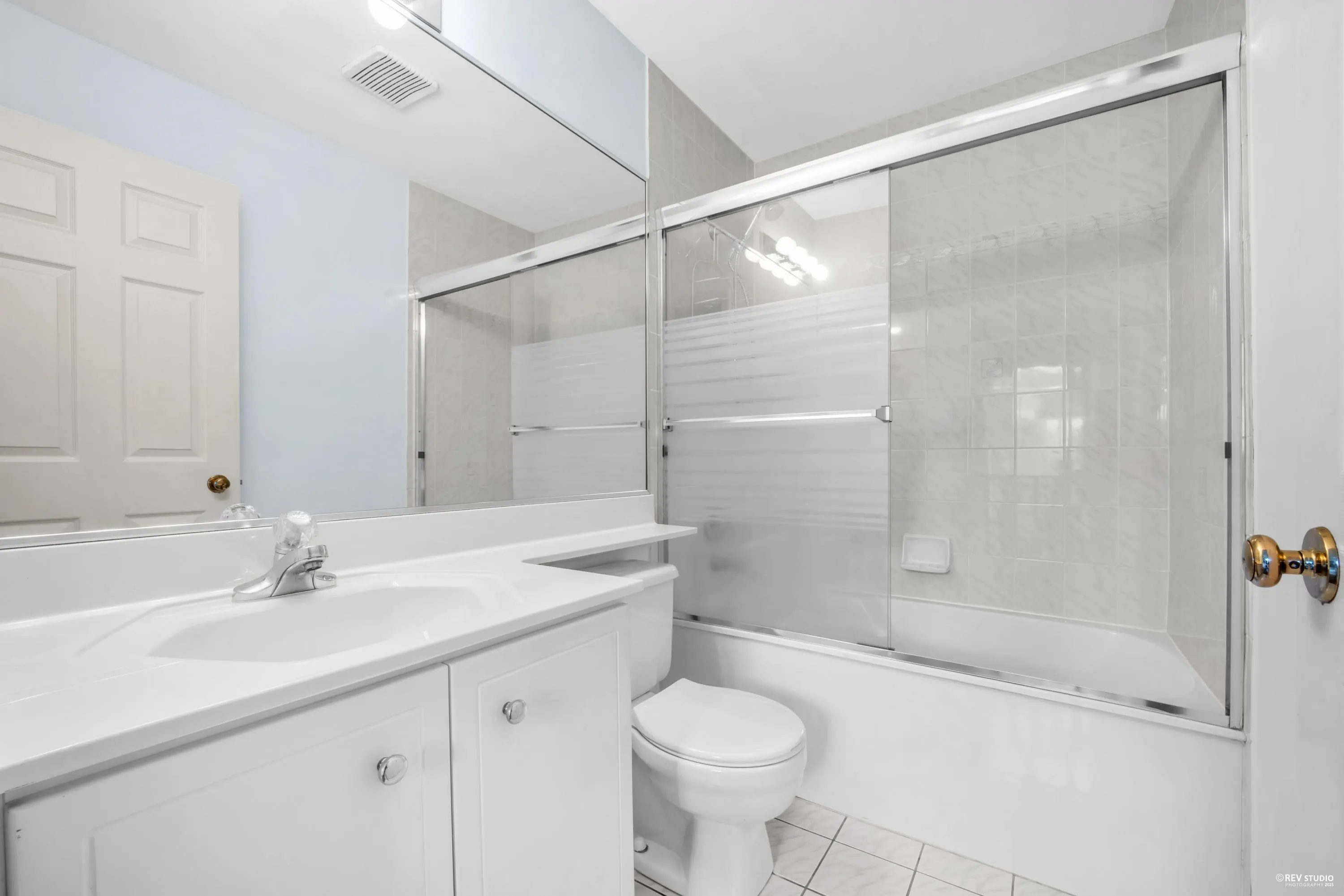 6 8151 Garden City Road