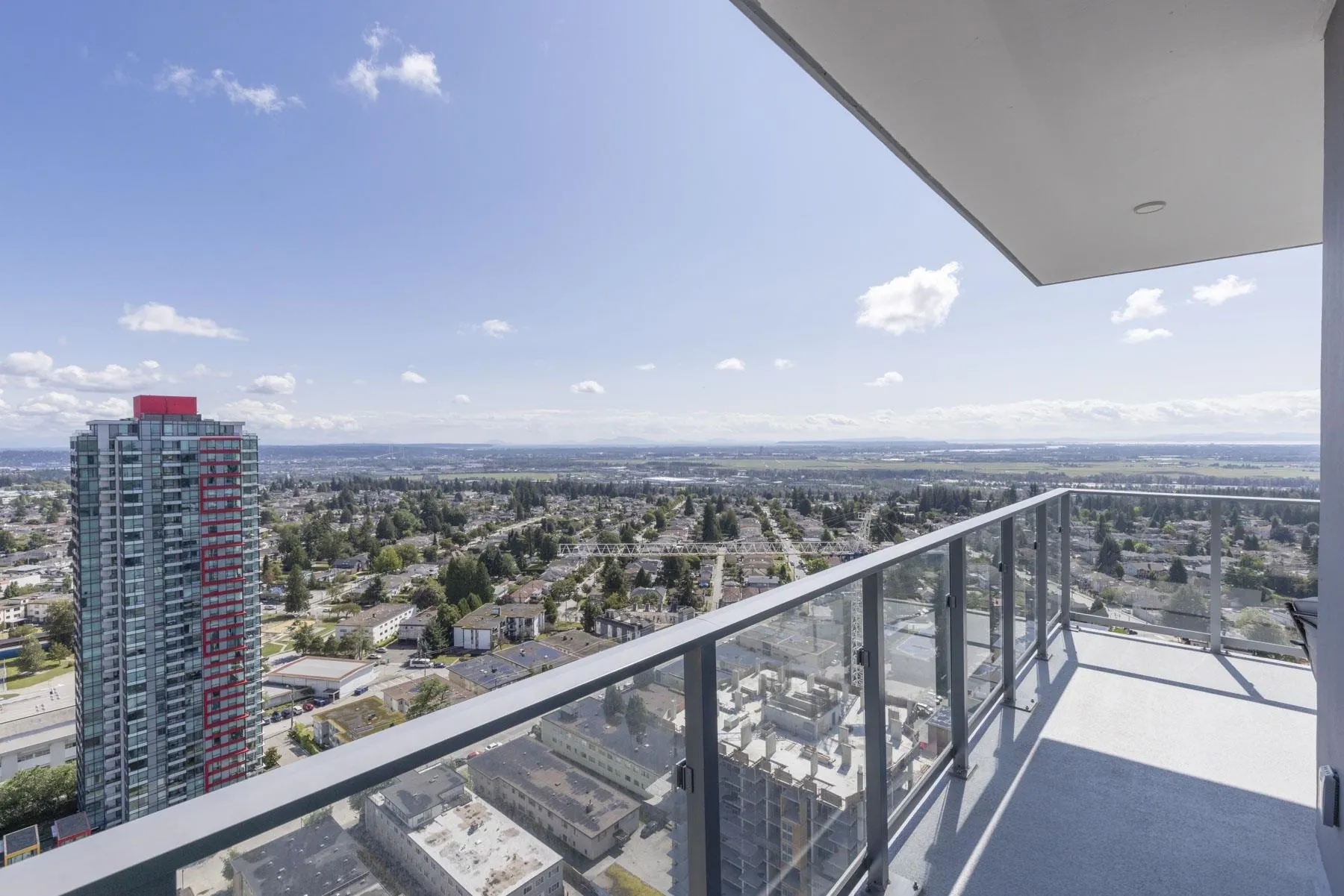 2504 6511 Sussex Avenue