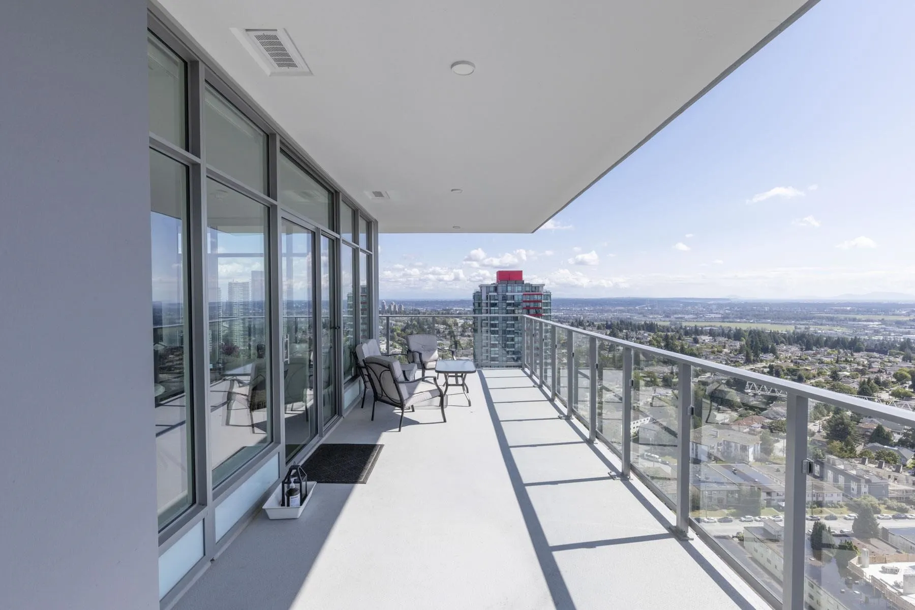 2504 6511 Sussex Avenue