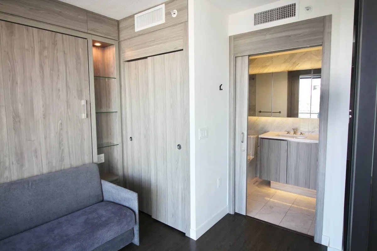 2612 89 Nelson Street