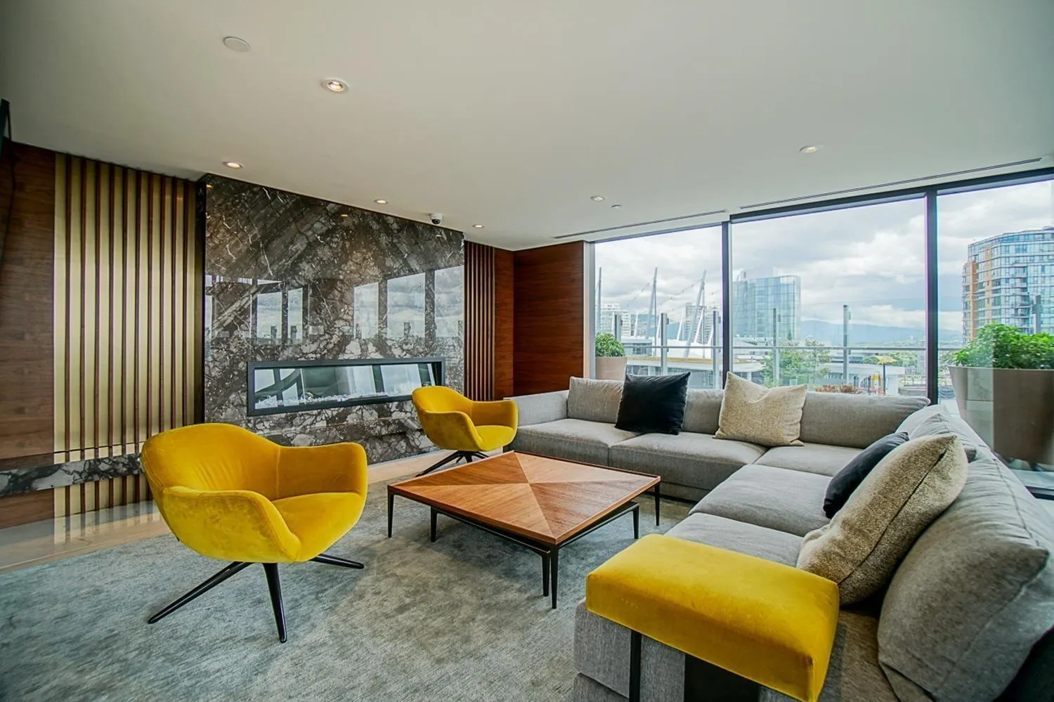 2612 89 Nelson Street