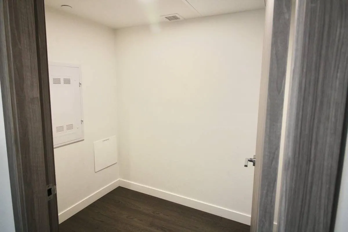 2612 89 Nelson Street