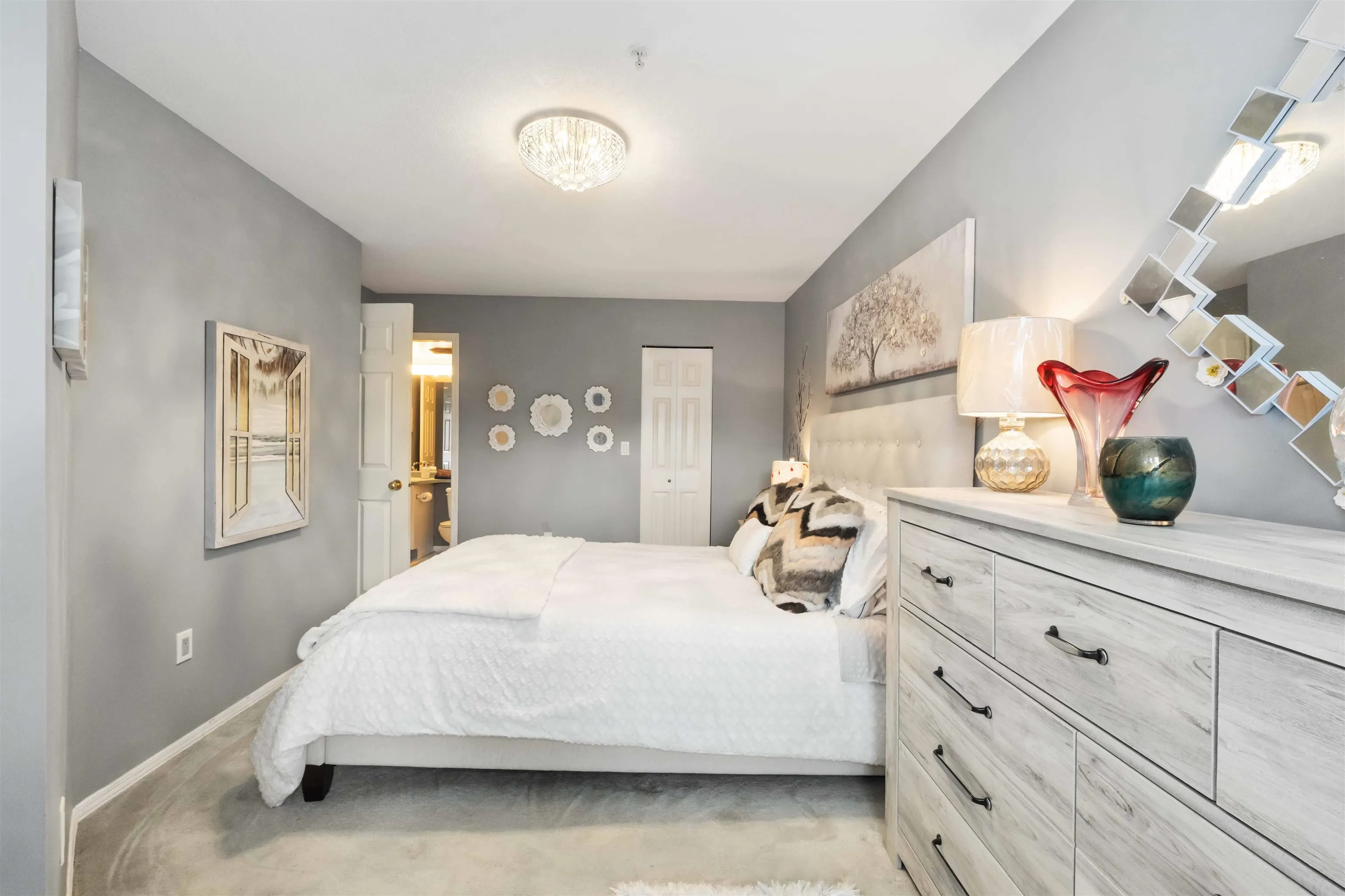 308 14355 103 Avenue