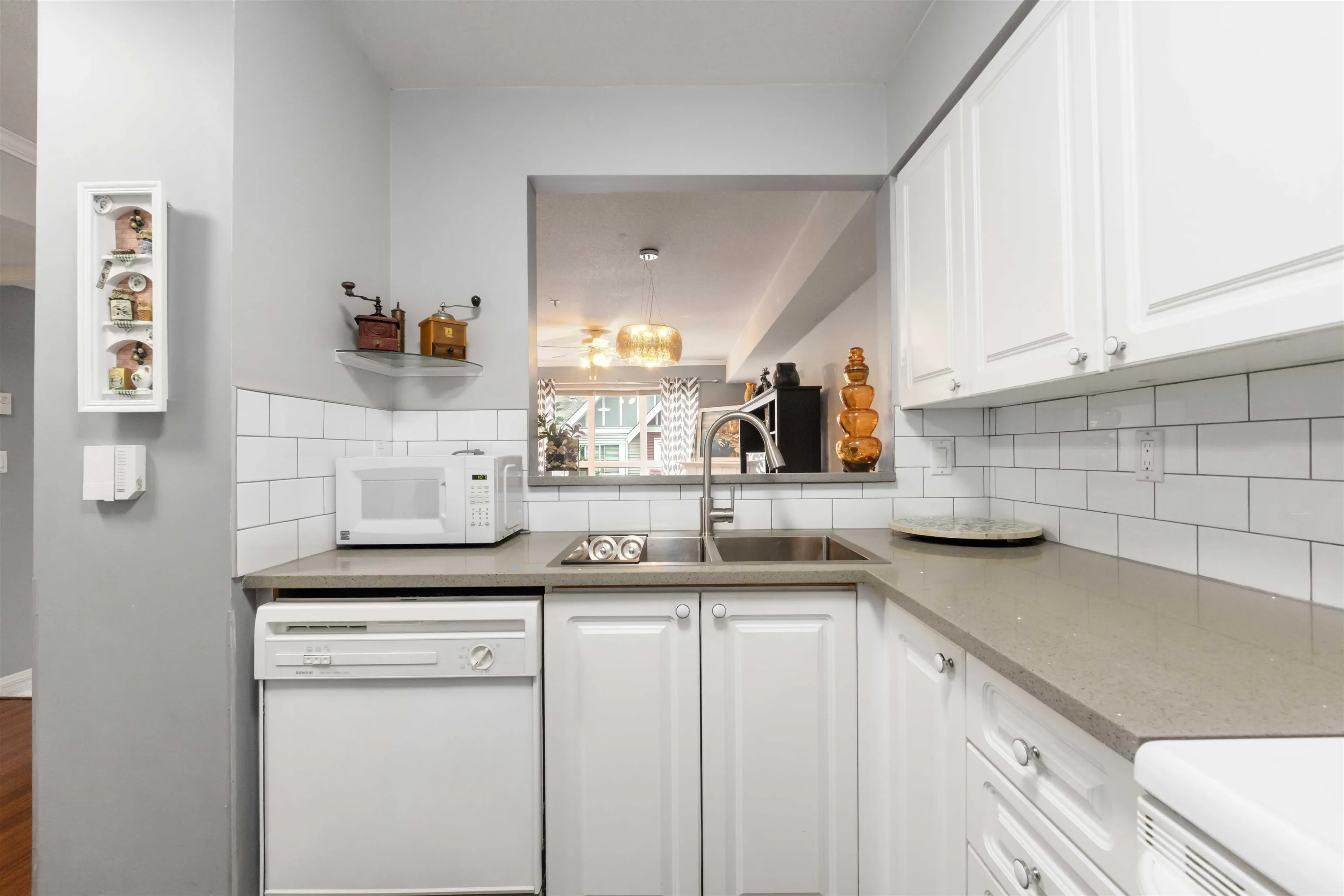 308 14355 103 Avenue