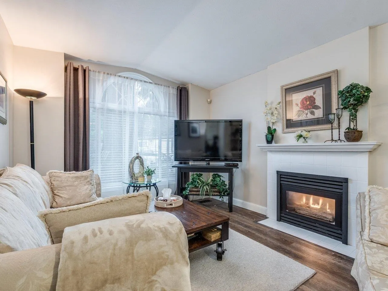 149 9080 198 Street