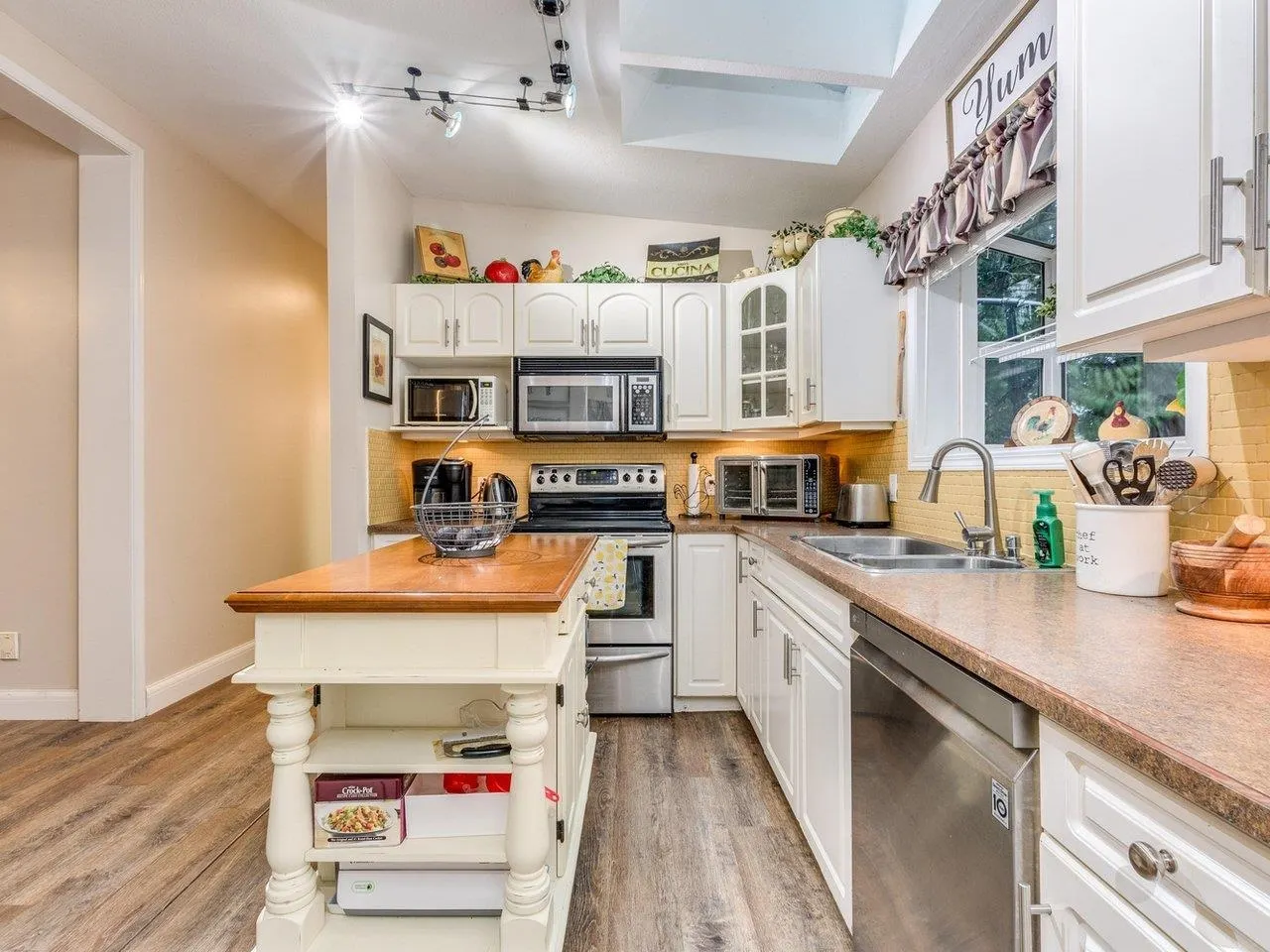149 9080 198 Street
