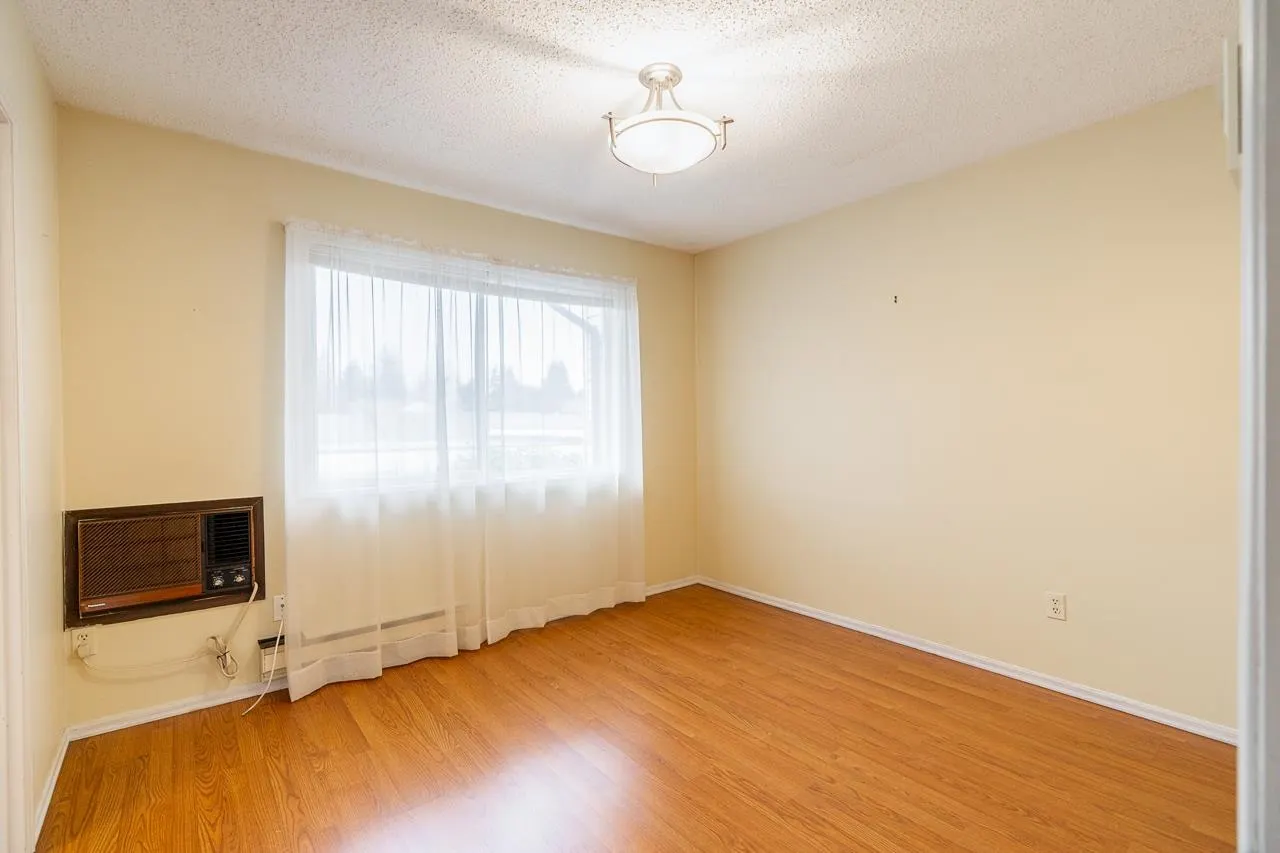 41 32959 George Ferguson Way