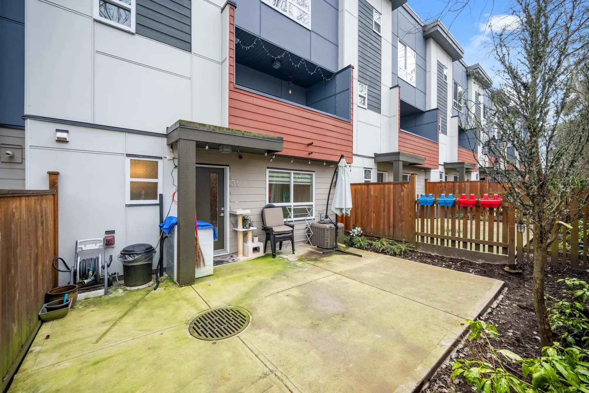 31 1670 160 Street