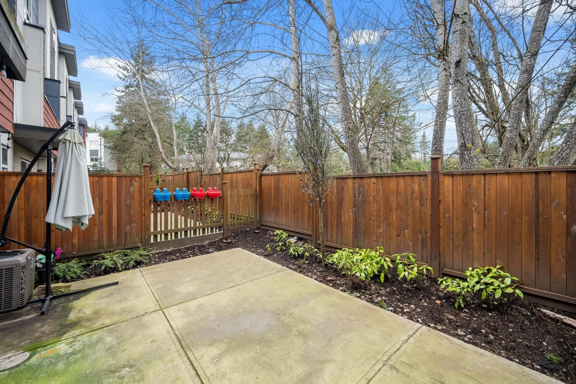 31 1670 160 Street