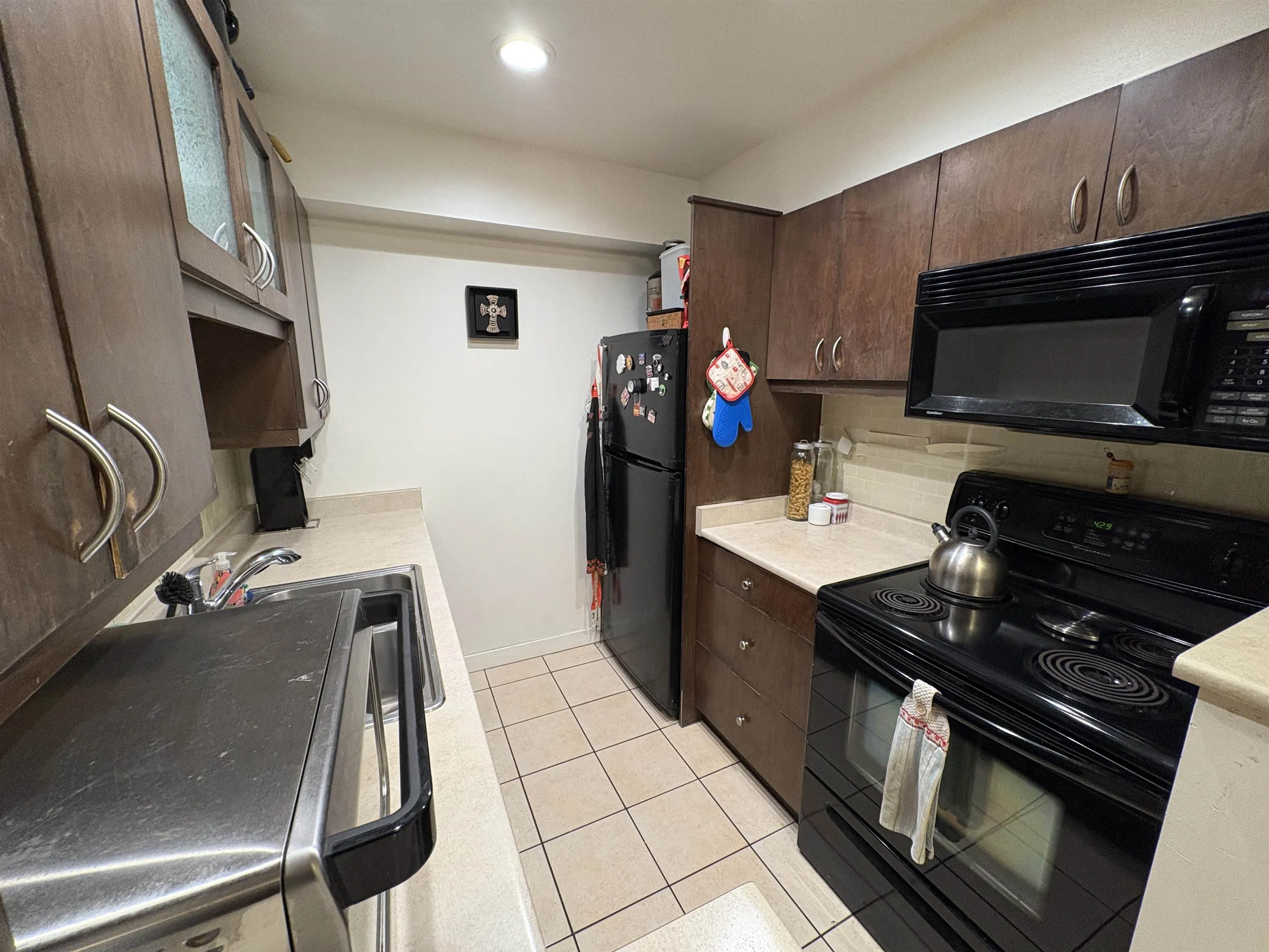 108 200 Westhill Place