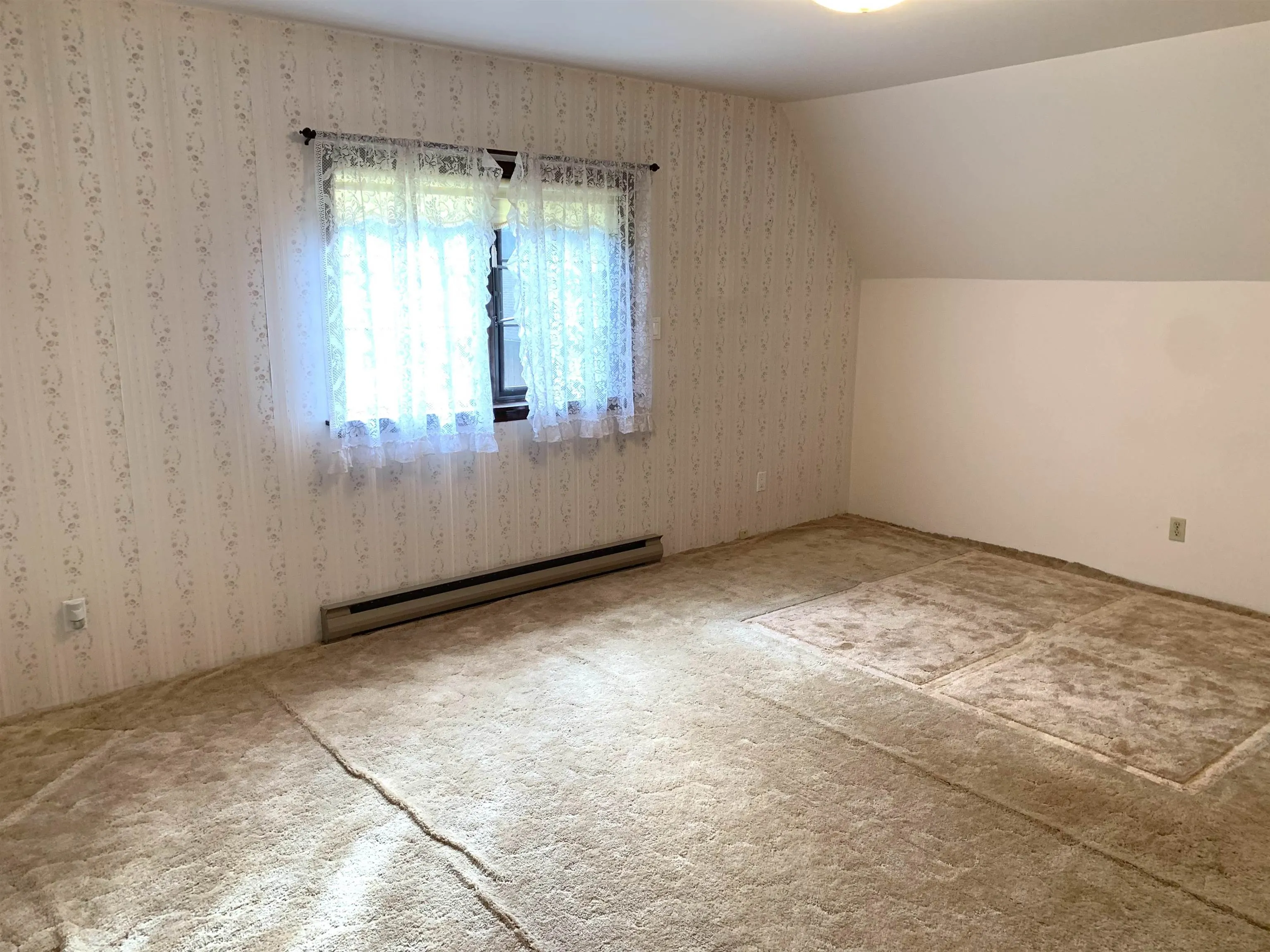 29933 Anderson Avenue